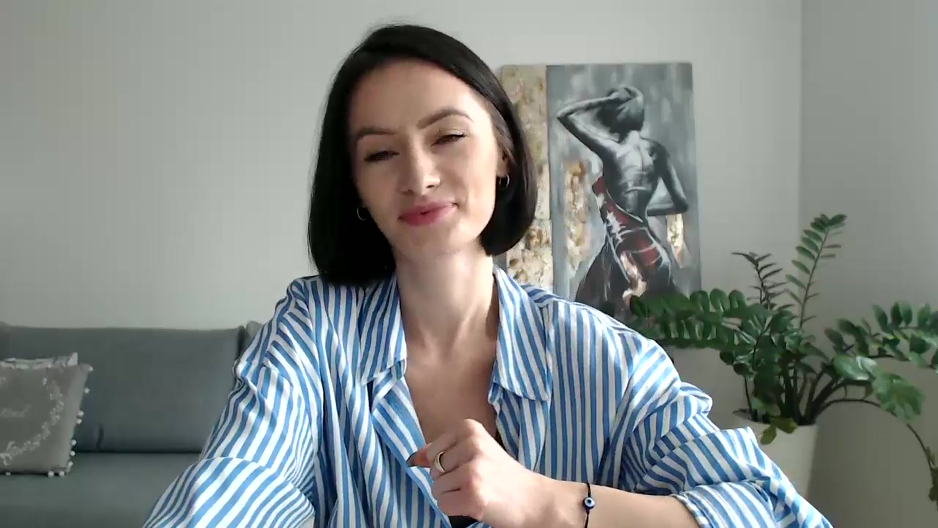 Gallery image thumbnail from the_realpearl's myfreecams stream on, 01/20/2025, 10:26 image 9 of 20
