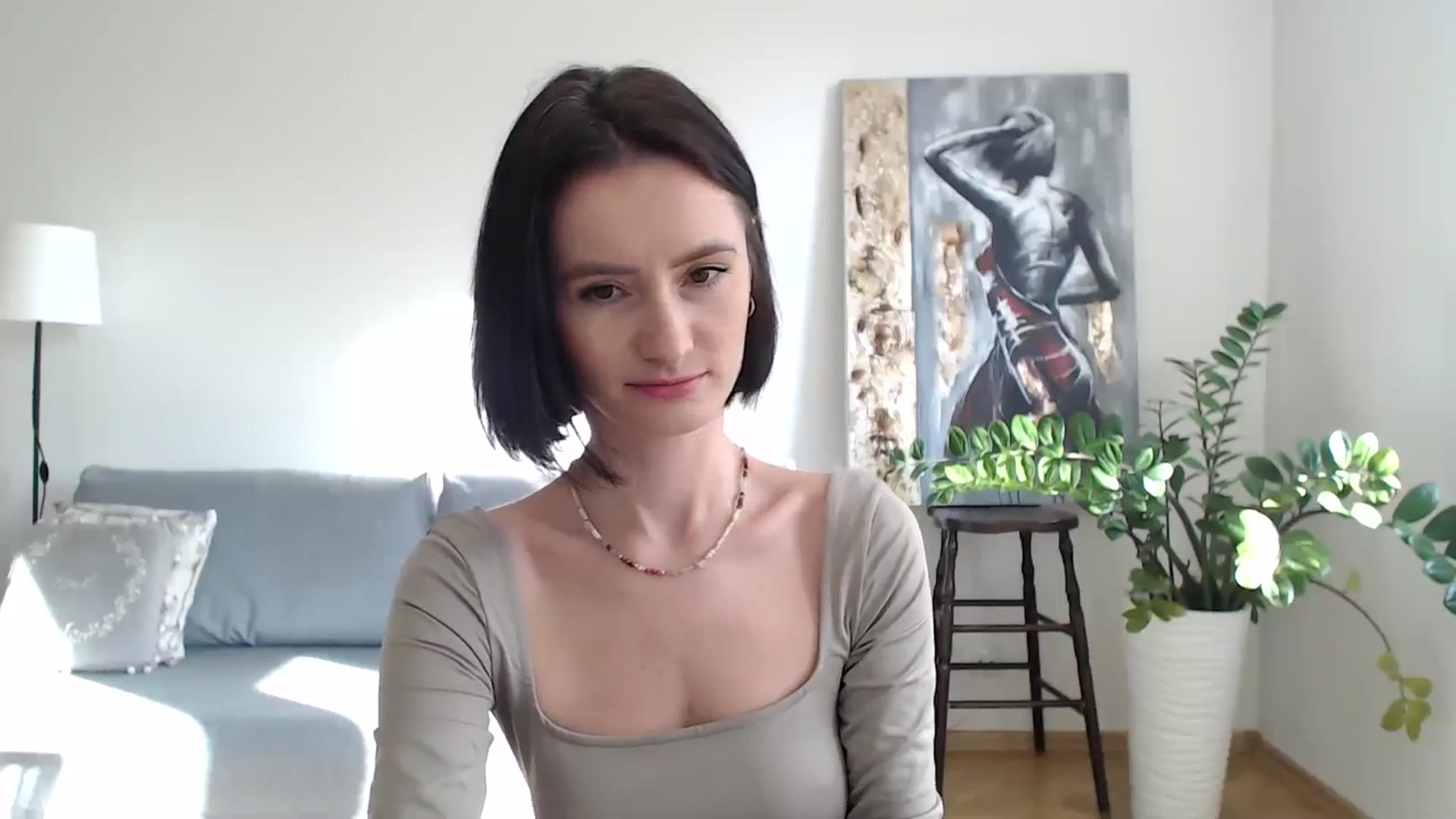 Gallery image thumbnail from the_realpearl's myfreecams stream on, 01/27/2025, 12:05 image 16 of 20