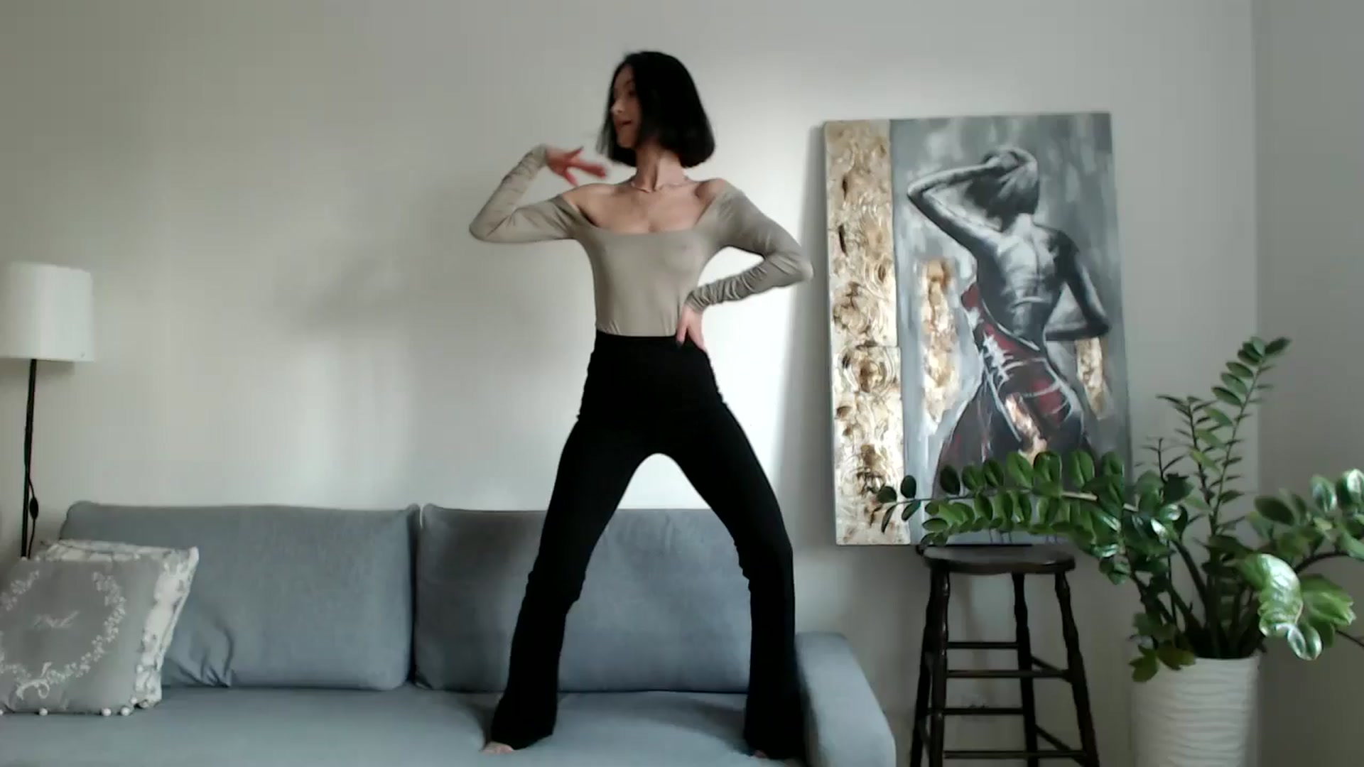 Gallery image thumbnail from the_realpearl's myfreecams stream on, 01/27/2025, 12:05 image 1 of 20