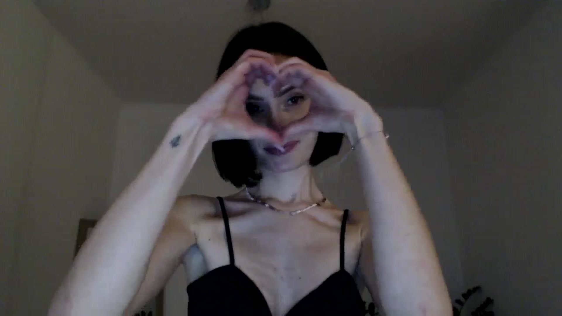 Gallery image thumbnail from the_realpearl's myfreecams stream on, 02/10/2025, 16:09 image 18 of 20