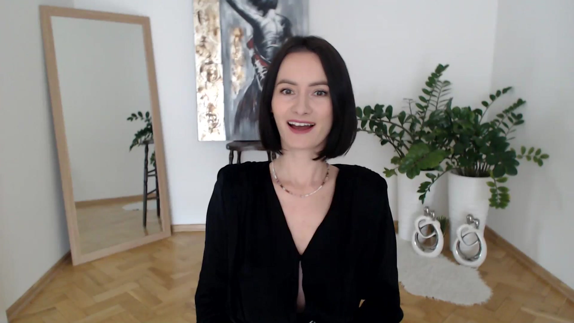 Gallery image thumbnail from the_realpearl's myfreecams stream on, 02/11/2025, 11:53 image 13 of 20