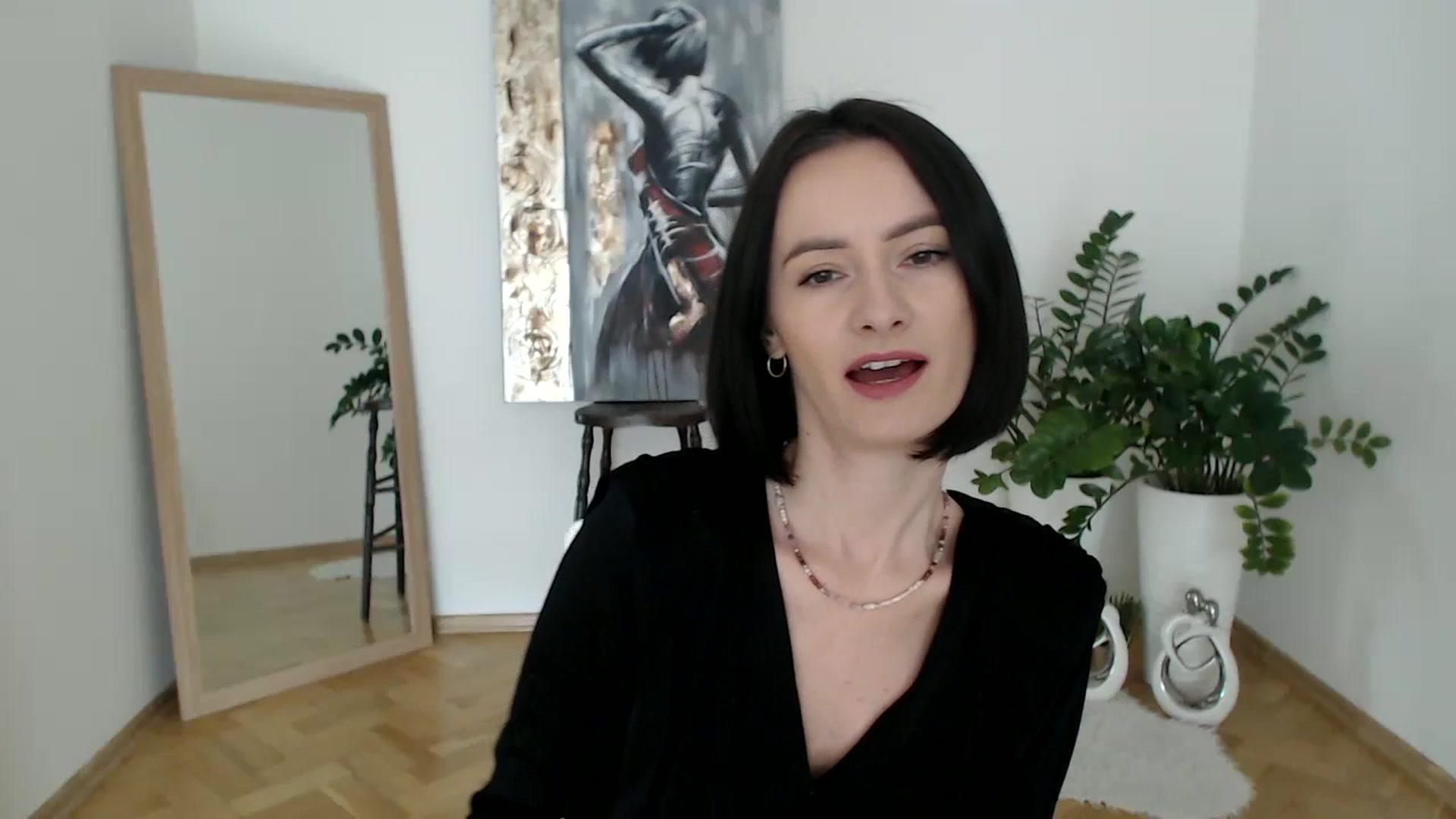 Gallery image thumbnail from the_realpearl's myfreecams stream on, 02/11/2025, 11:53 image 11 of 20