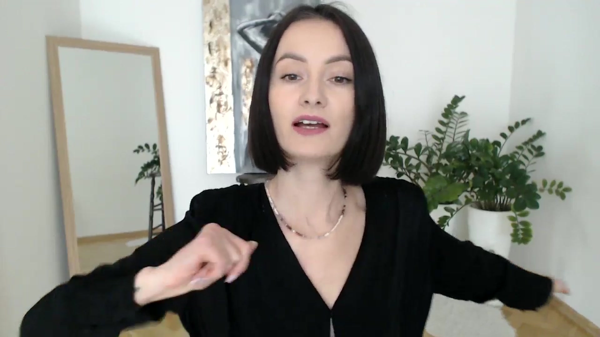 Gallery image thumbnail from the_realpearl's myfreecams stream on, 02/11/2025, 13:16 image 5 of 20