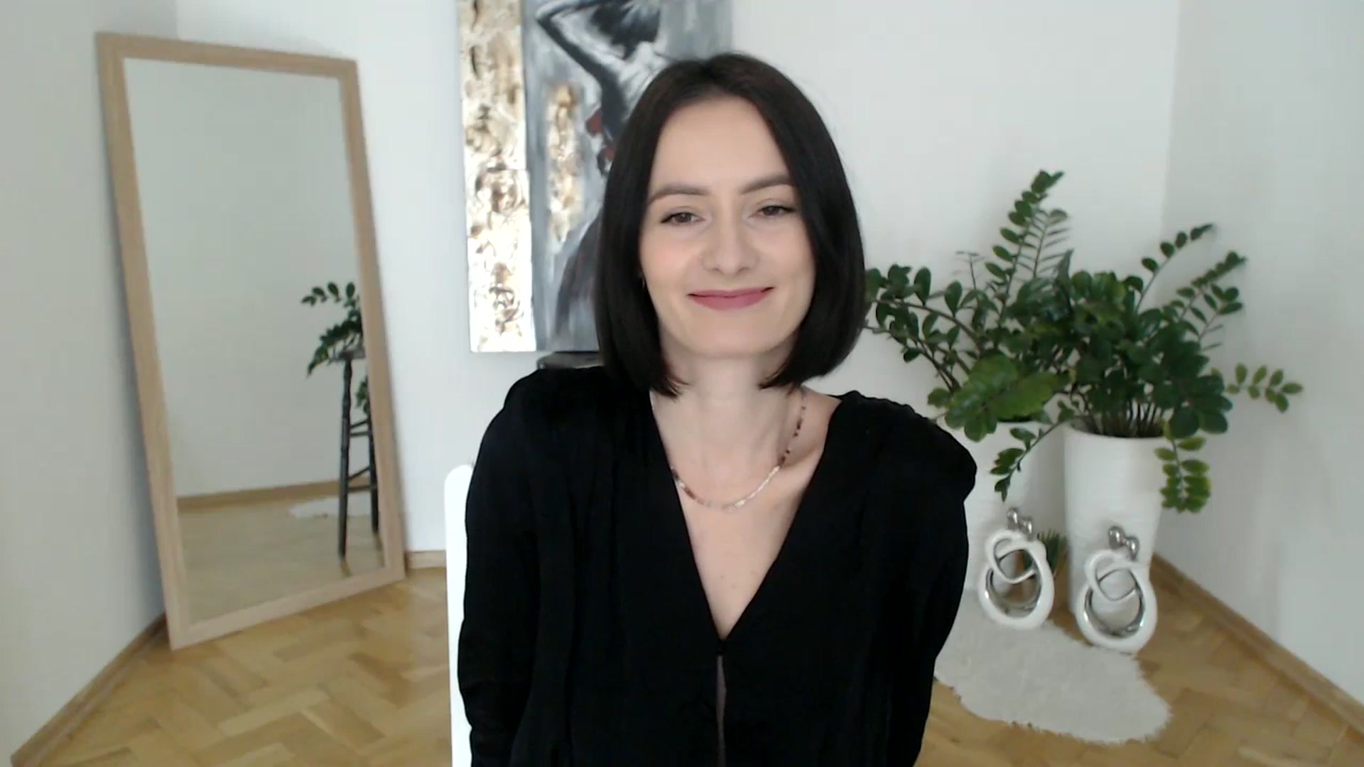Gallery image thumbnail from the_realpearl's myfreecams stream on, 02/11/2025, 13:16 image 6 of 20