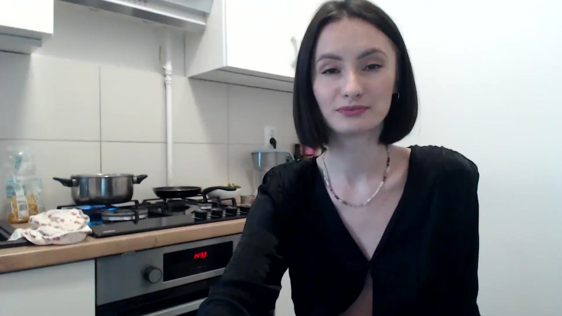 Gallery image thumbnail from the_realpearl's myfreecams stream on, 02/11/2025, 13:36 image 20 of 20