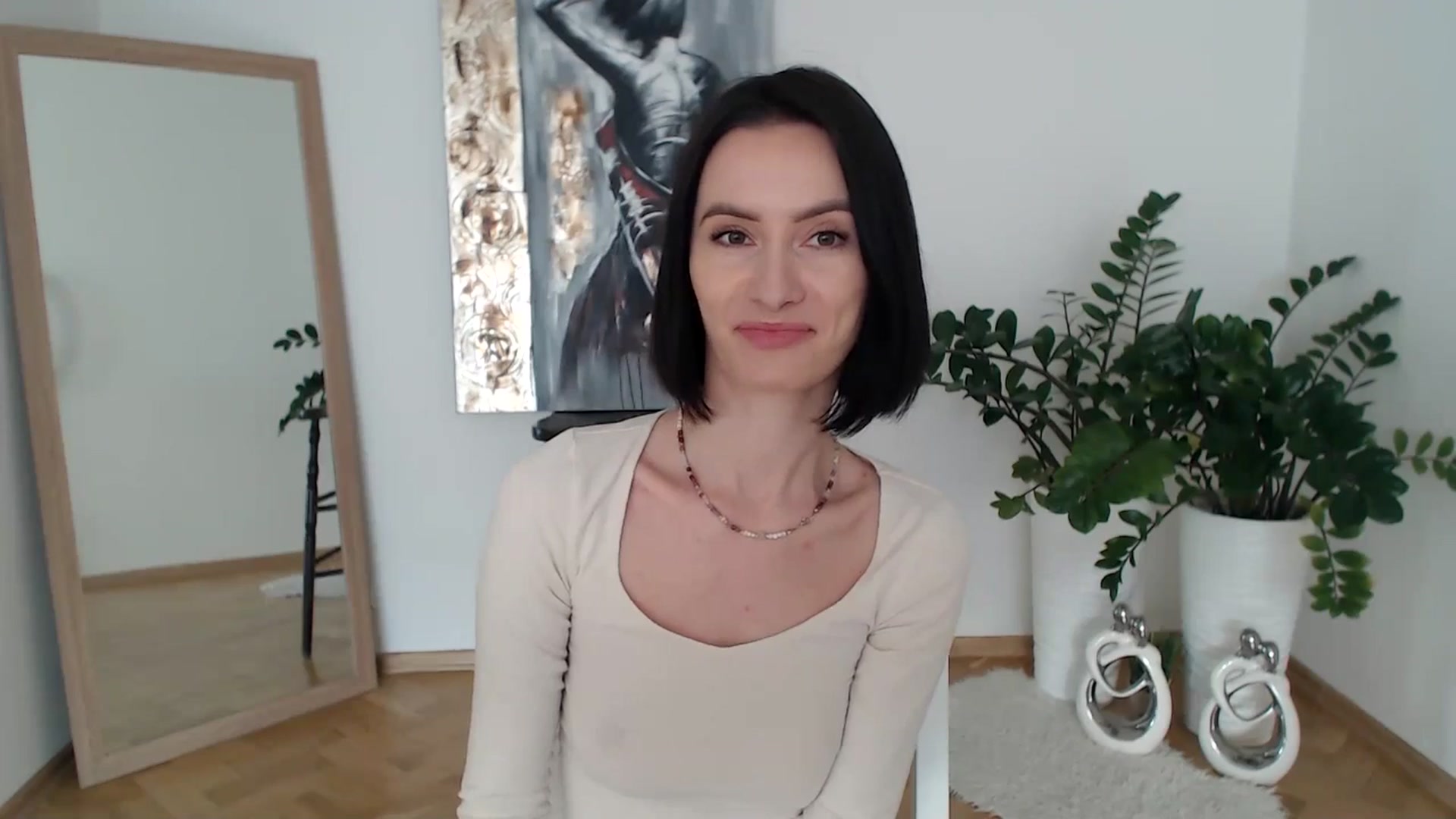 Gallery image thumbnail from the_realpearl's myfreecams stream on, 02/13/2025, 08:11 image 3 of 20