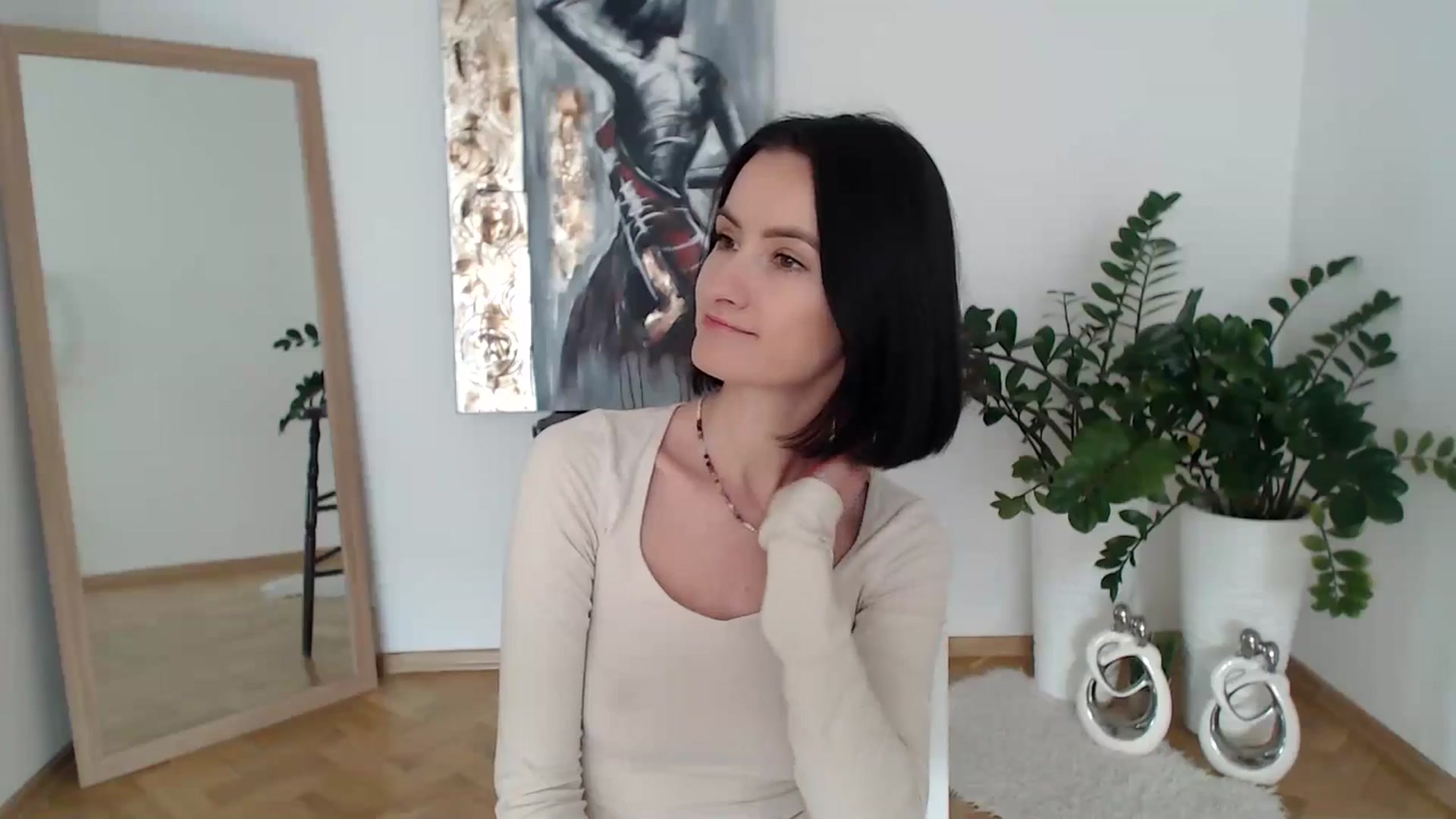 Gallery image thumbnail from the_realpearl's myfreecams stream on, 02/13/2025, 08:11 image 2 of 20