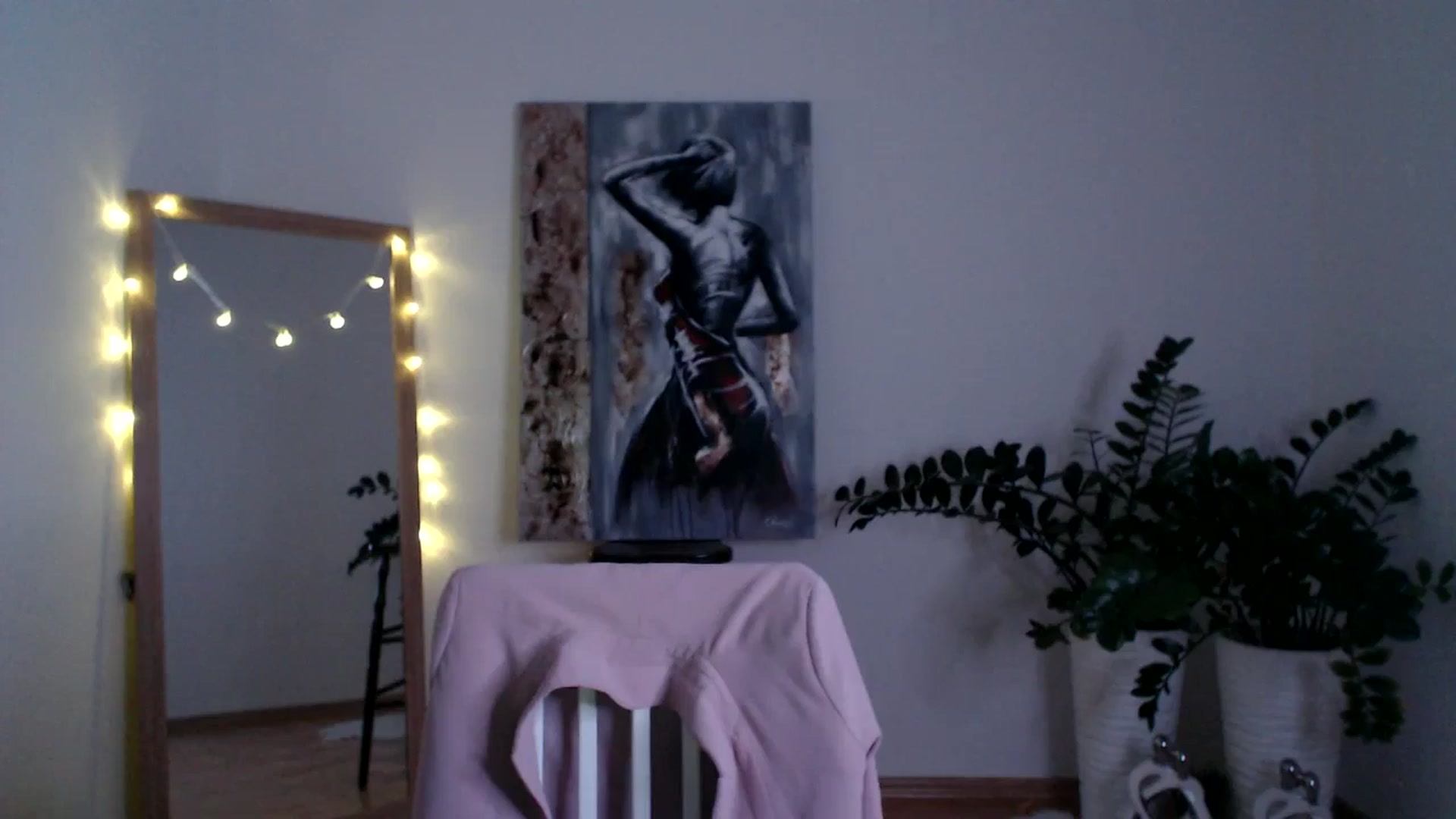 Gallery image thumbnail from the_realpearl's myfreecams stream on, 02/14/2025, 18:52 image 13 of 20