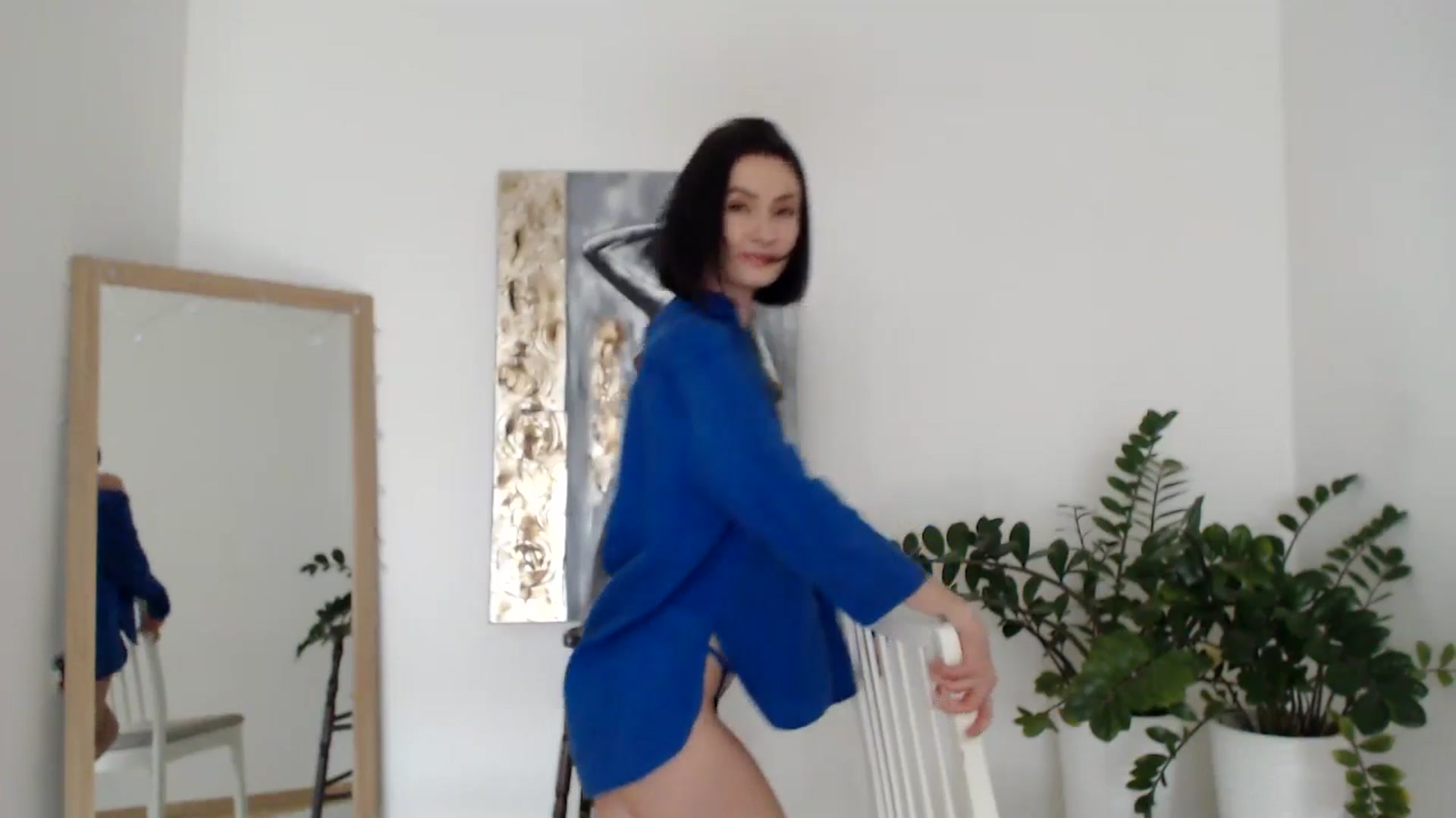 Gallery image thumbnail from the_realpearl's myfreecams stream on, 02/16/2025, 13:04 image 16 of 20