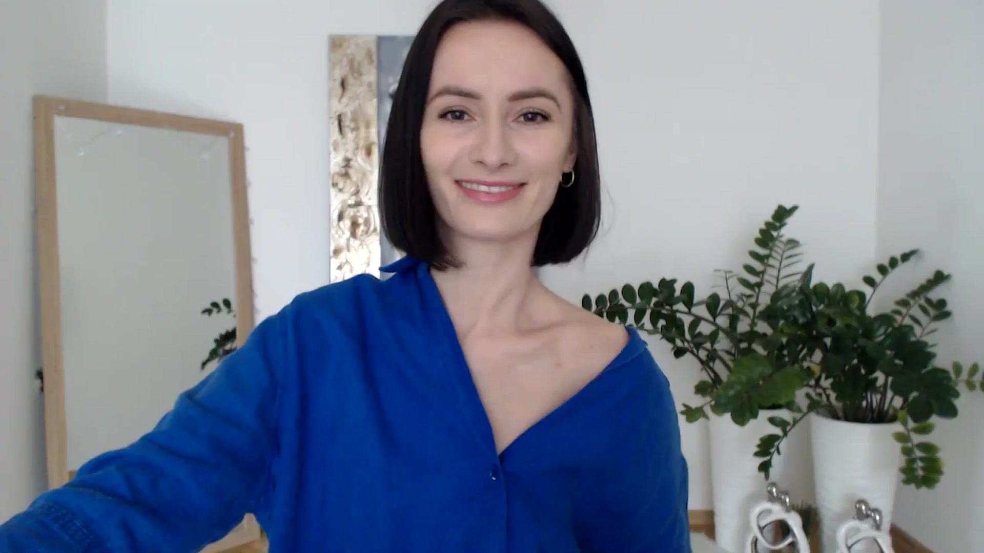 Gallery image thumbnail from the_realpearl's myfreecams stream on, 02/16/2025, 13:54 image 1 of 20