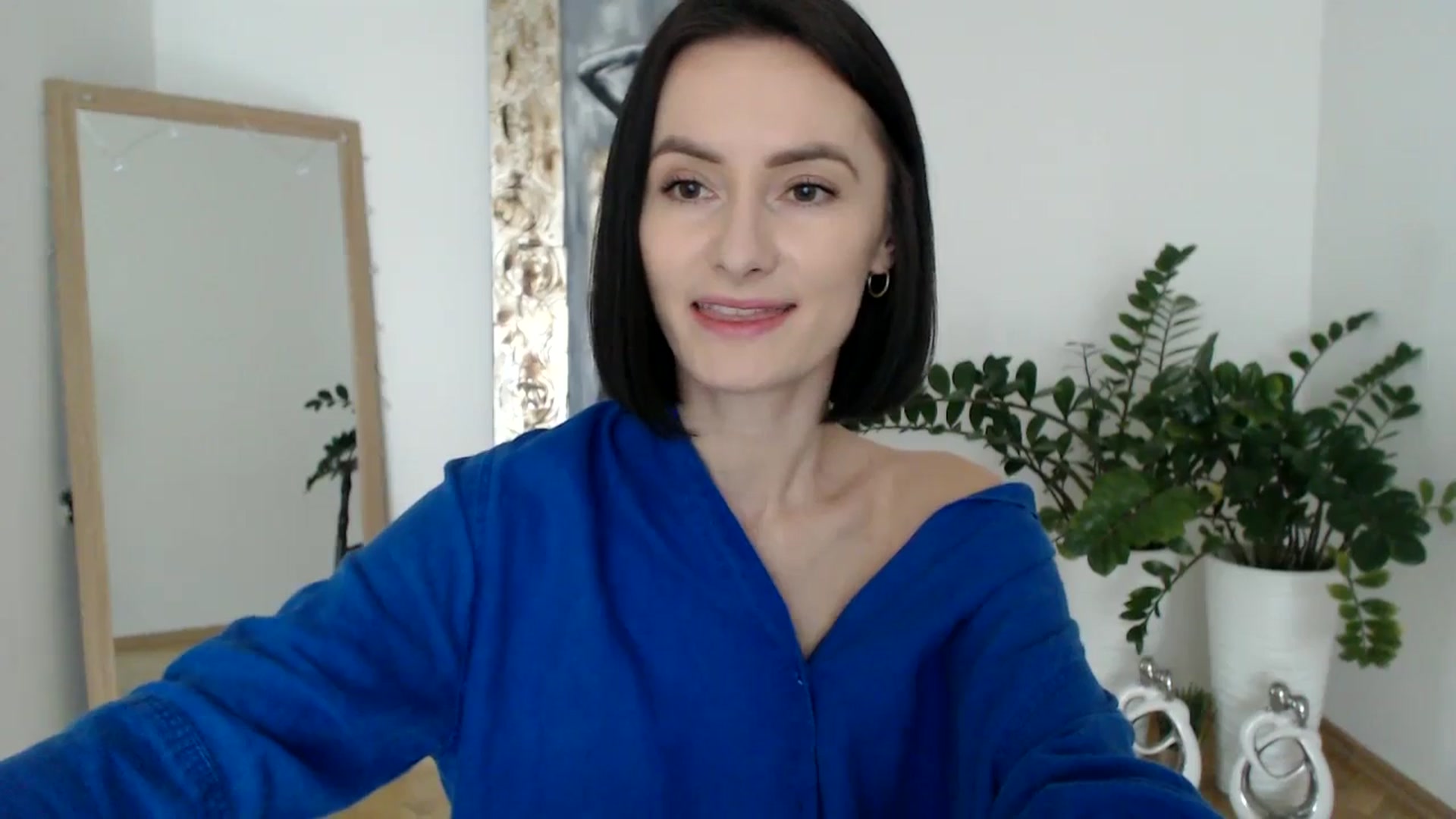 Gallery image thumbnail from the_realpearl's myfreecams stream on, 02/16/2025, 13:54 image 8 of 20