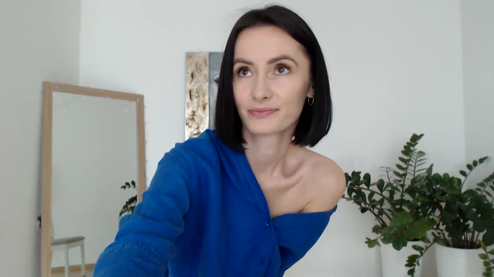 Gallery image thumbnail from the_realpearl's myfreecams stream on, 02/16/2025, 14:34 image 6 of 20
