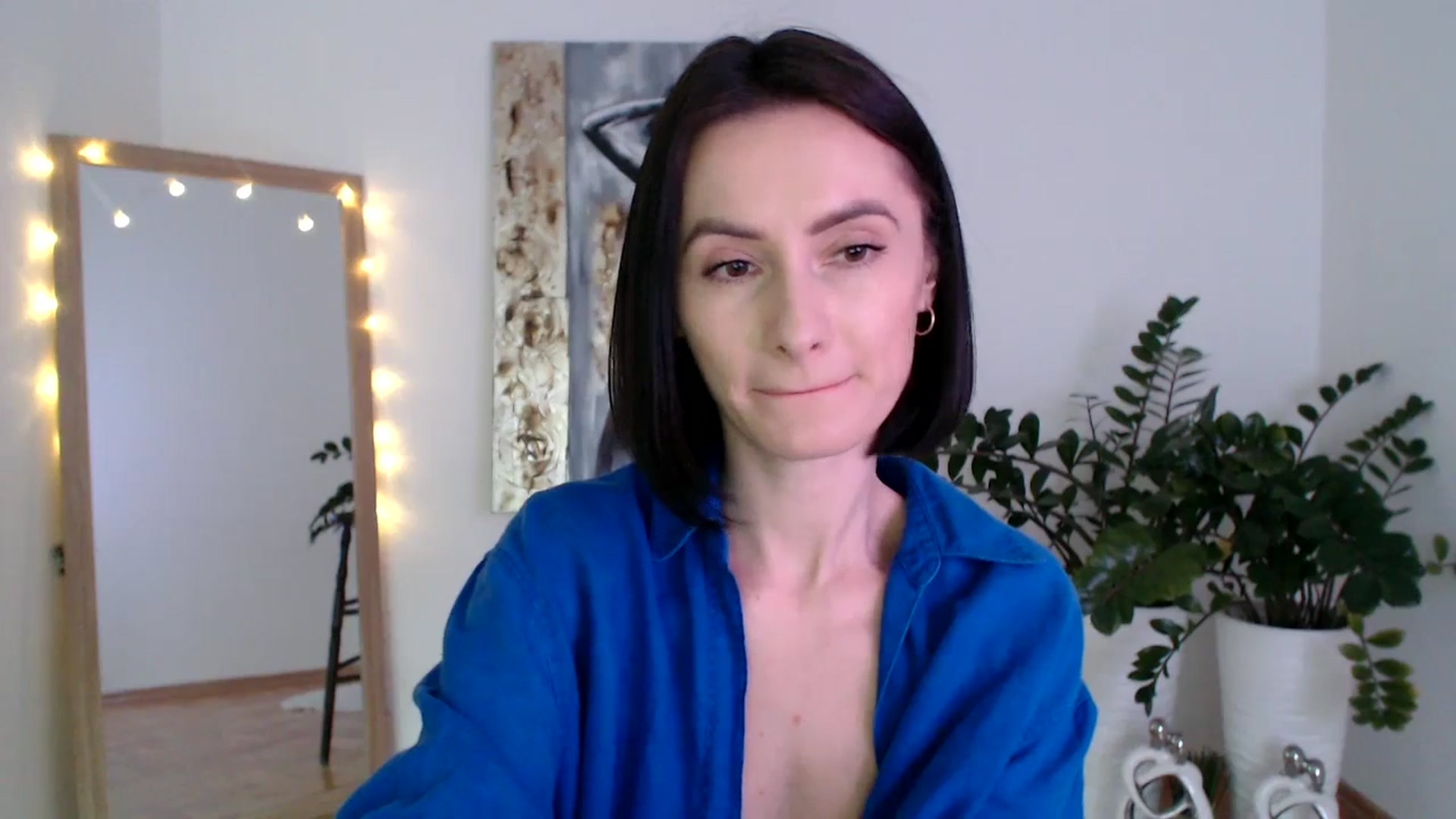 Gallery image thumbnail from the_realpearl's myfreecams stream on, 02/16/2025, 15:19 image 18 of 20