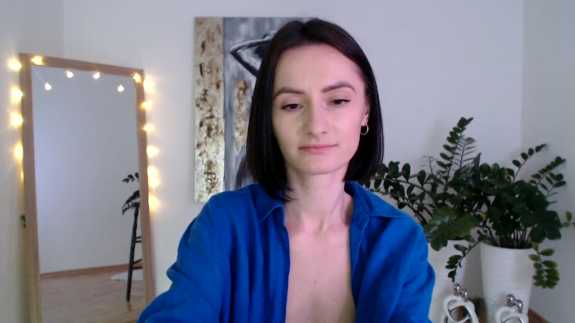 Gallery image thumbnail from the_realpearl's myfreecams stream on, 02/16/2025, 15:19 image 19 of 20
