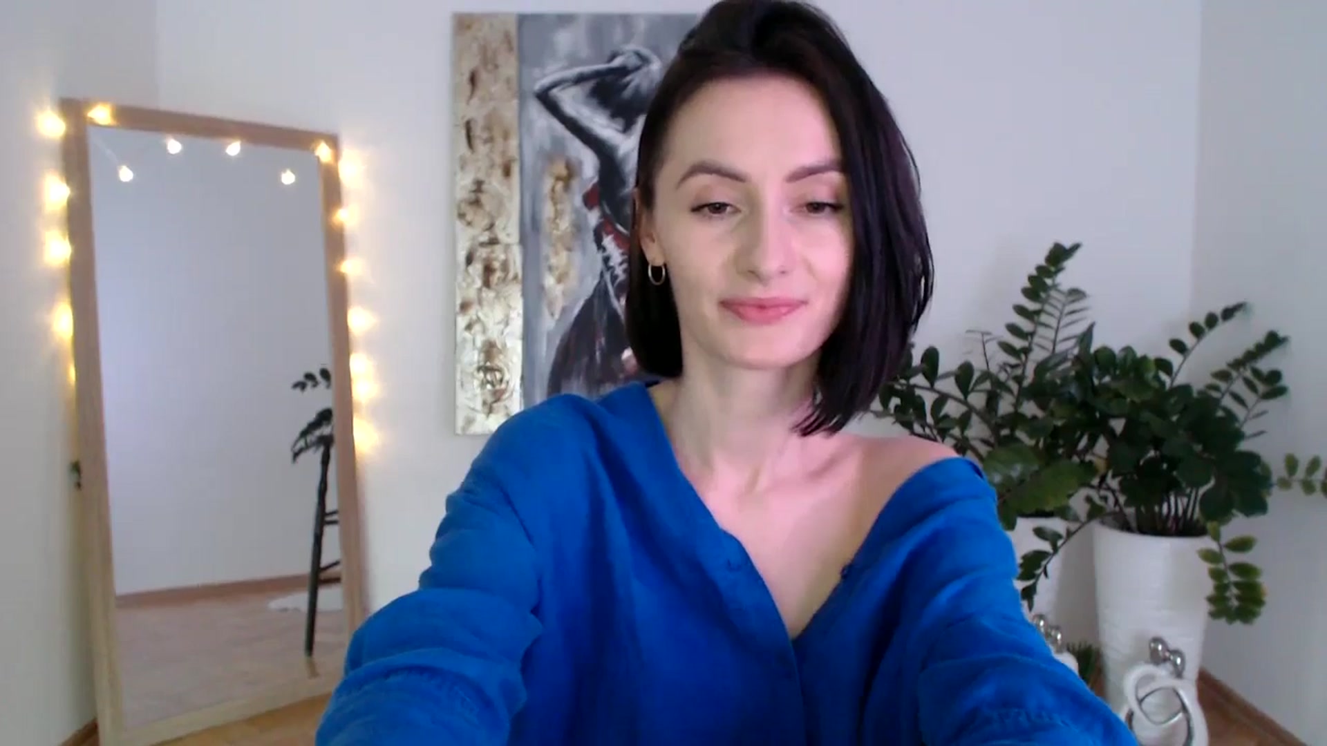 Gallery image thumbnail from the_realpearl's myfreecams stream on, 02/16/2025, 15:19 image 13 of 20