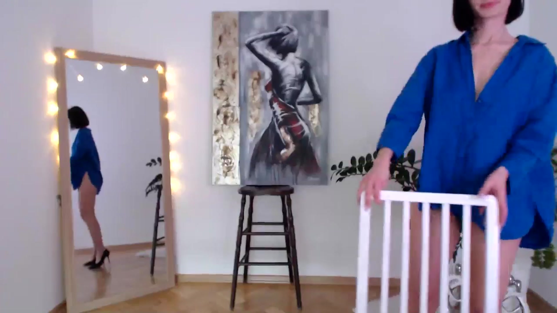 Gallery image thumbnail from the_realpearl's myfreecams stream on, 02/16/2025, 15:19 image 10 of 20