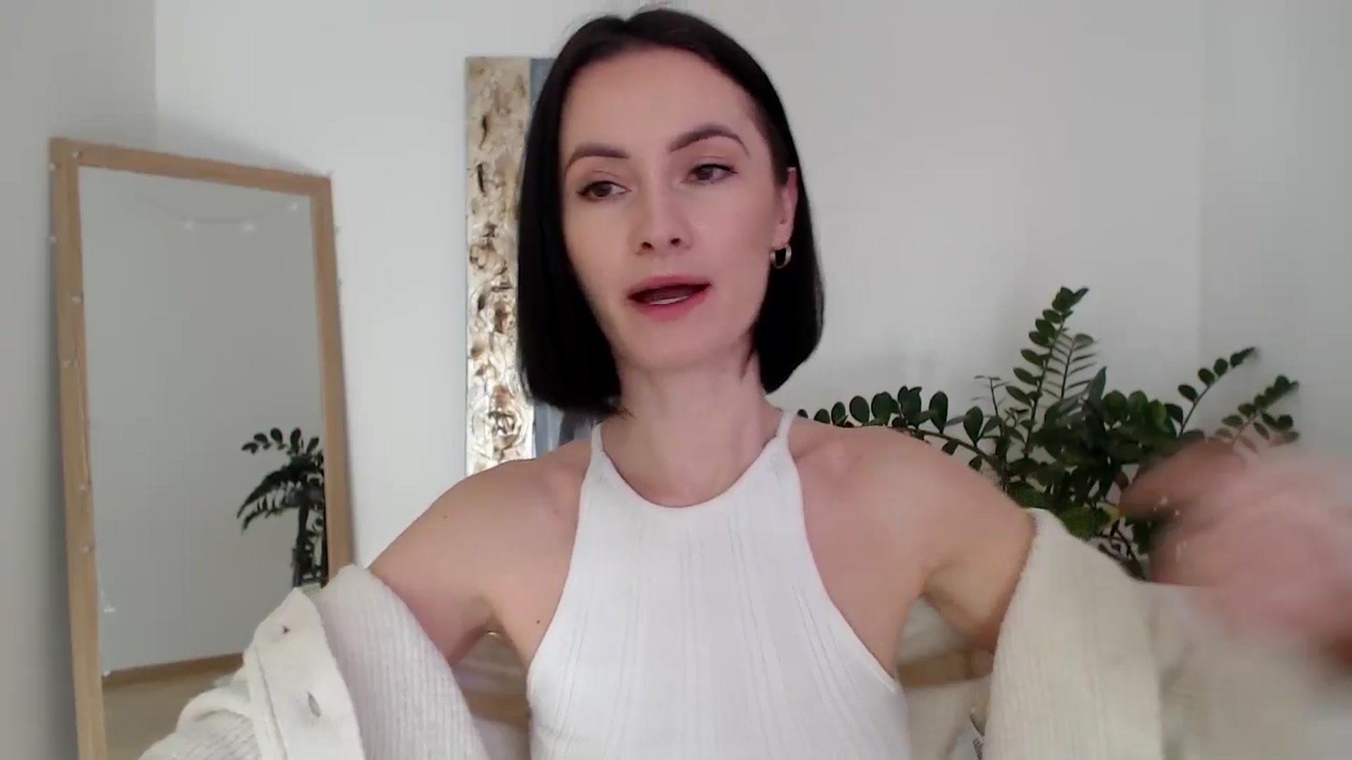 Gallery image thumbnail from the_realpearl's myfreecams stream on, 02/20/2025, 11:32 image 5 of 20