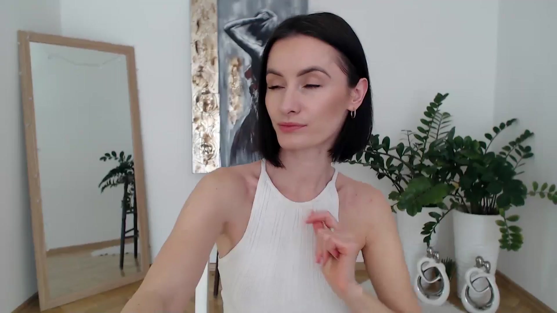 Gallery image thumbnail from the_realpearl's myfreecams stream on, 02/20/2025, 11:32 image 11 of 20