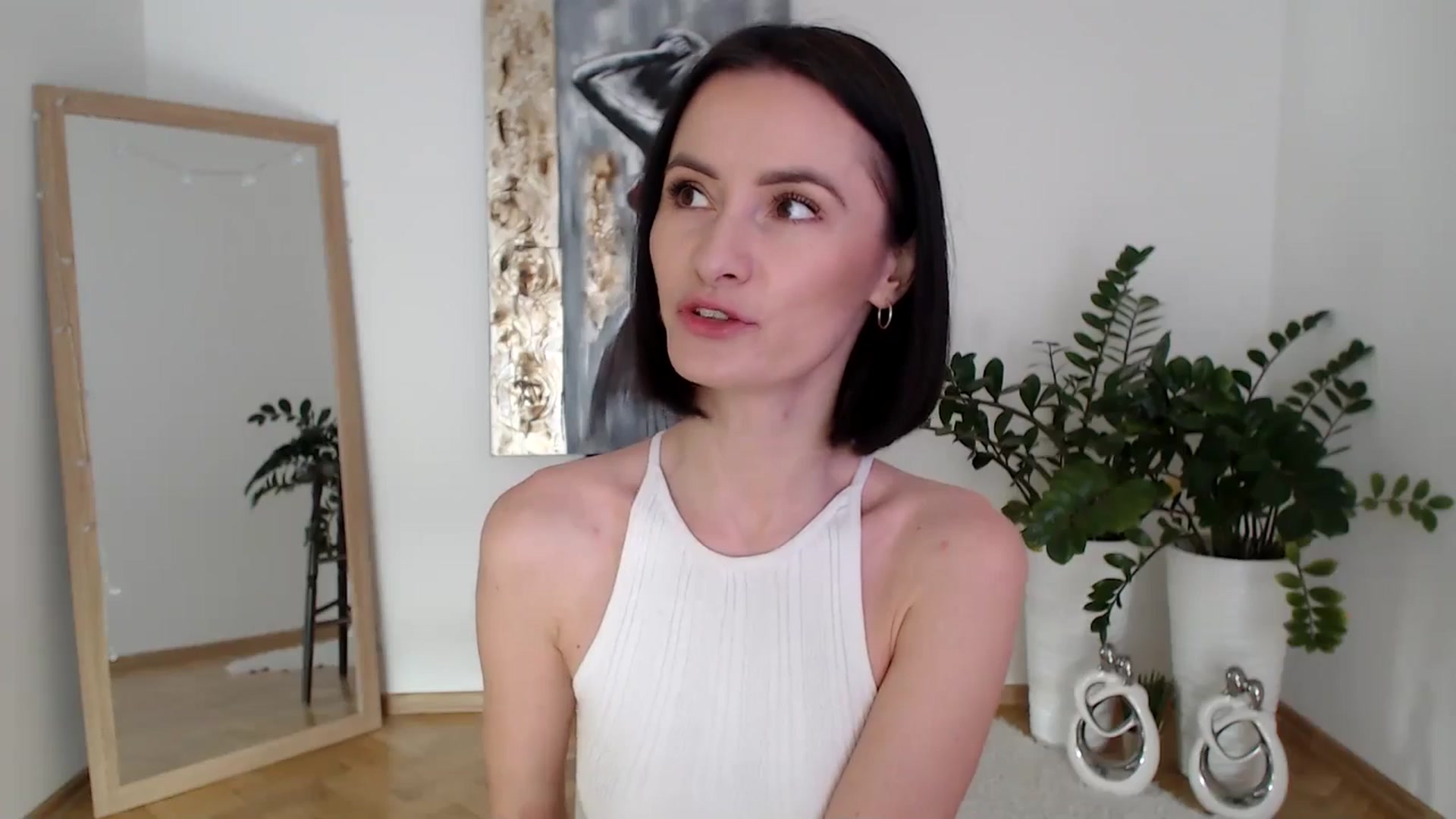Gallery image thumbnail from the_realpearl's myfreecams stream on, 02/20/2025, 11:32 image 19 of 20