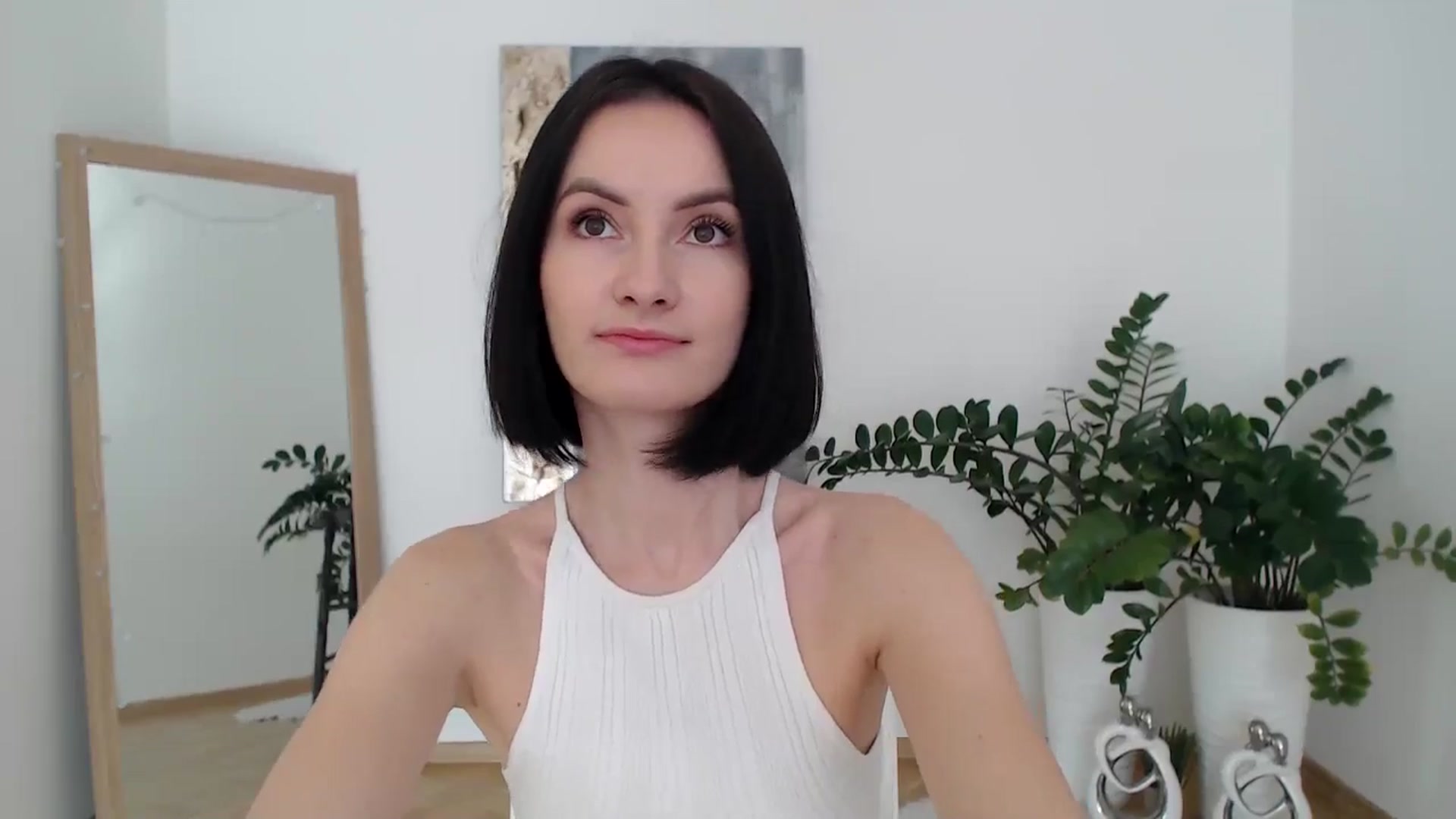 Gallery image thumbnail from the_realpearl's myfreecams stream on, 02/20/2025, 11:32 image 7 of 20