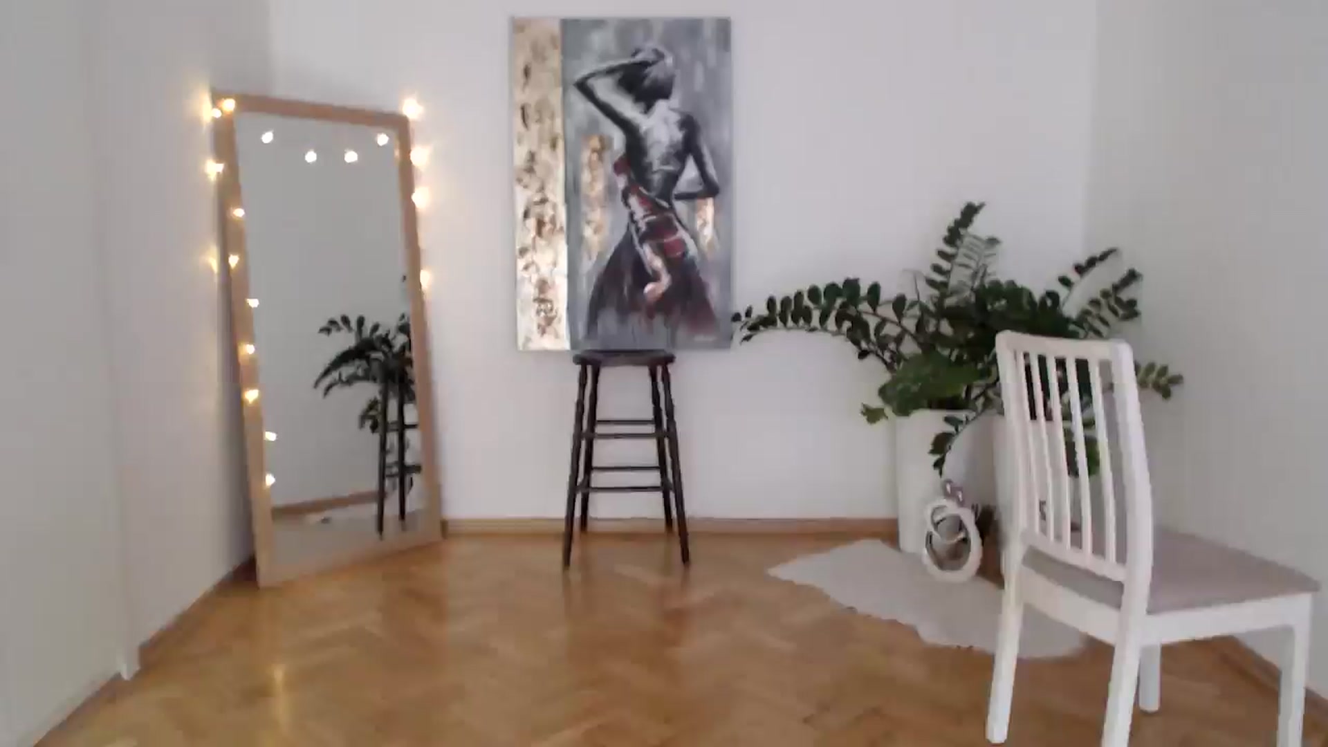 Gallery image thumbnail from the_realpearl's myfreecams stream on, 02/20/2025, 14:16 image 8 of 20