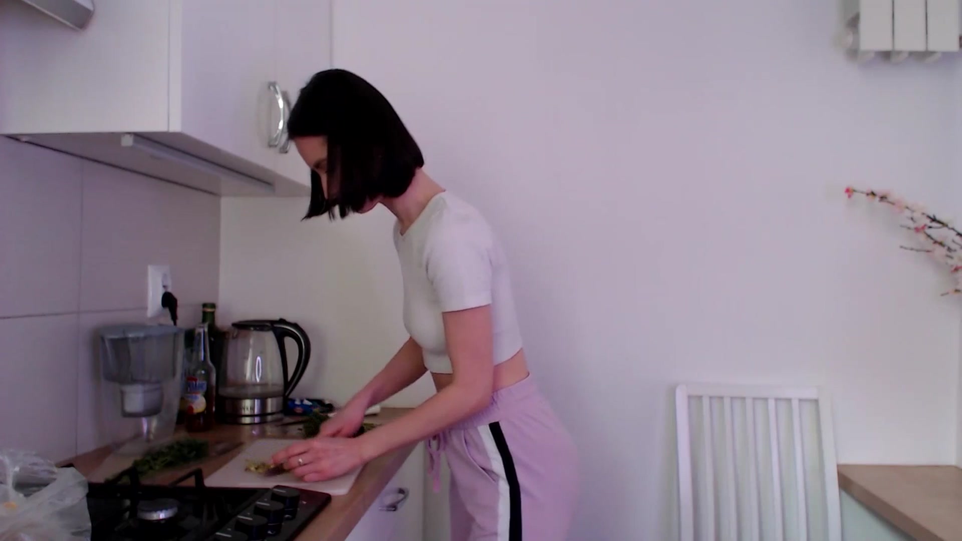 Gallery image thumbnail from the_realpearl's myfreecams stream on, 02/22/2025, 15:00 image 3 of 20