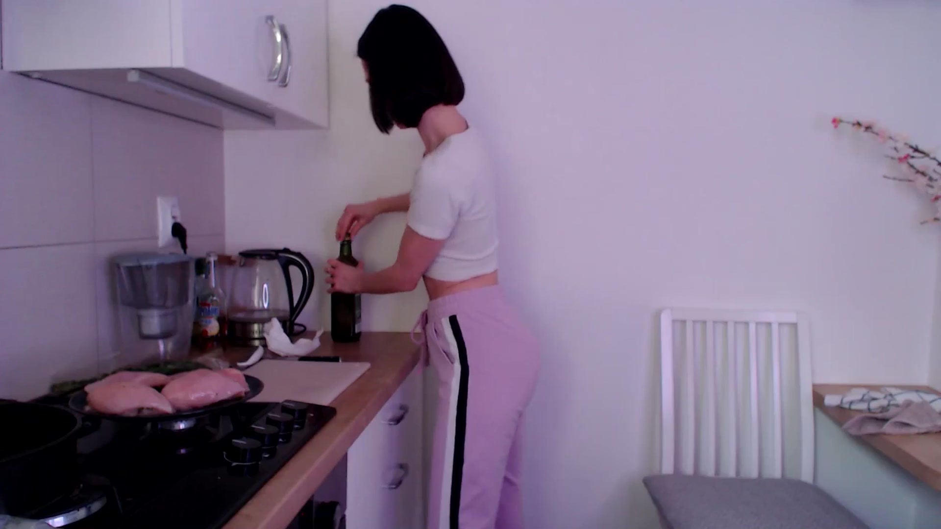 Gallery image thumbnail from the_realpearl's myfreecams stream on, 02/22/2025, 15:34 image 7 of 20