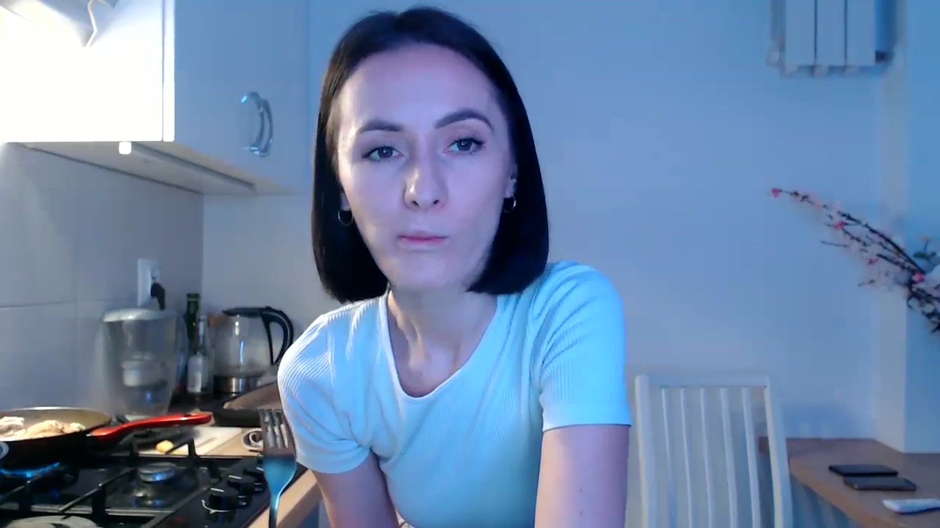 Gallery image thumbnail from the_realpearl's myfreecams stream on, 02/22/2025, 17:56 image 6 of 20