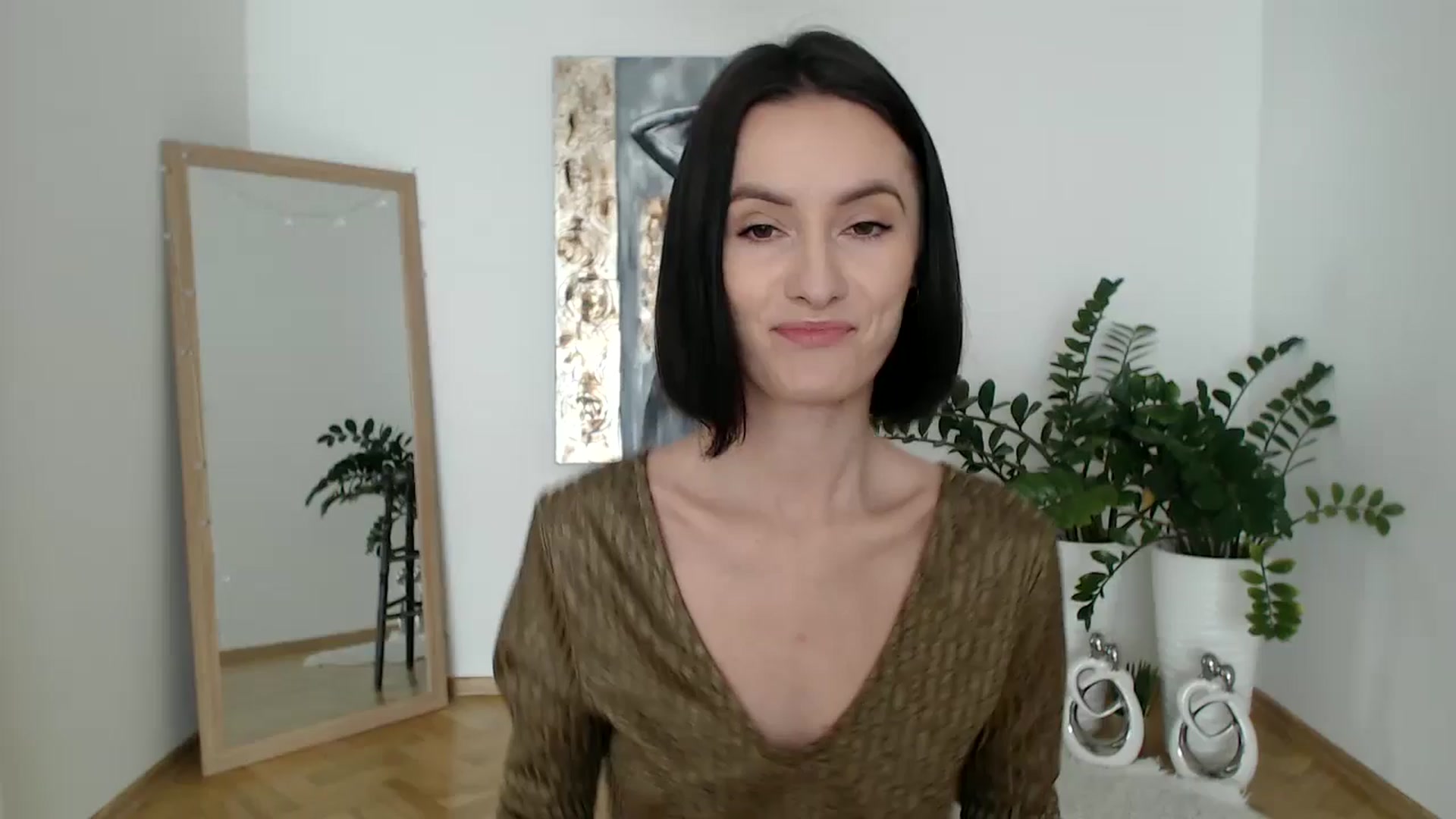 Gallery image thumbnail from the_realpearl's myfreecams stream on, 02/26/2025, 12:44 image 1 of 20