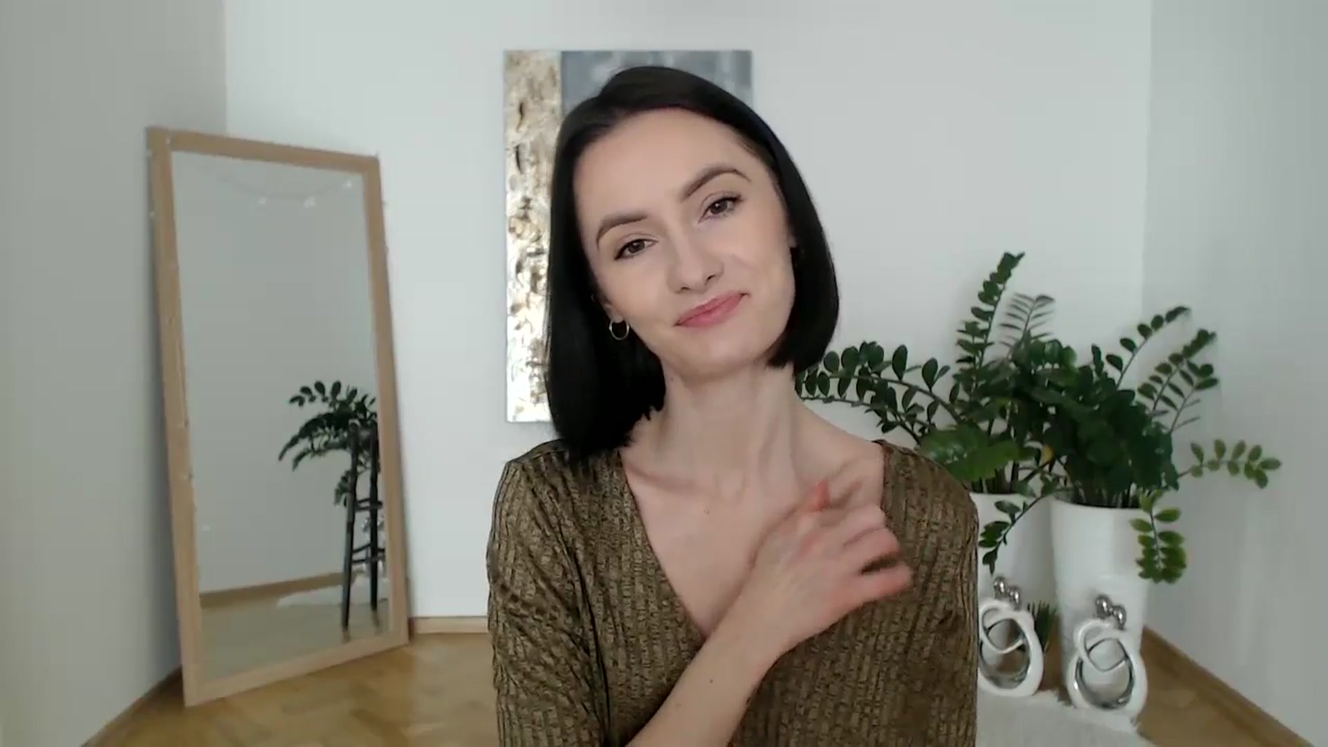 Gallery image thumbnail from the_realpearl's myfreecams stream on, 02/26/2025, 12:44 image 3 of 20
