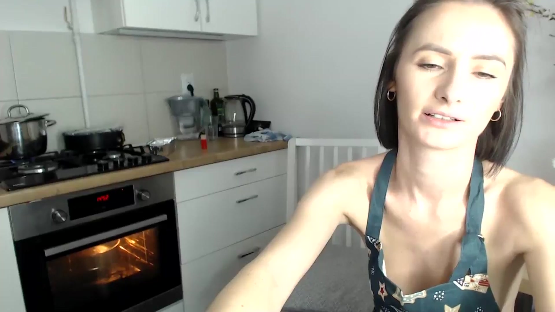 Gallery image thumbnail from the_realpearl's myfreecams stream on, 02/27/2025, 14:13 image 19 of 20