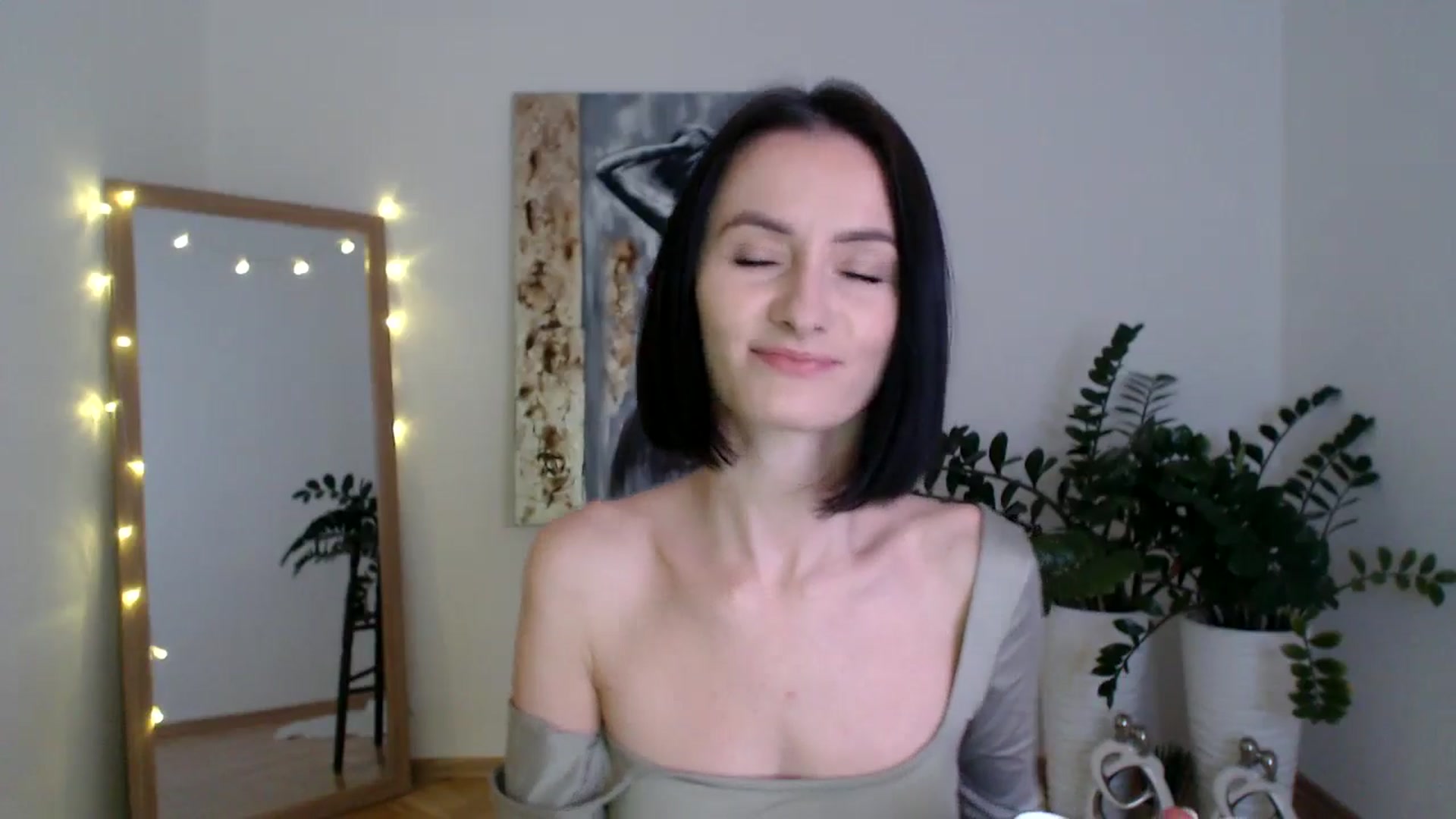 Gallery image thumbnail from the_realpearl's myfreecams stream on, 02/28/2025, 17:53 image 2 of 20