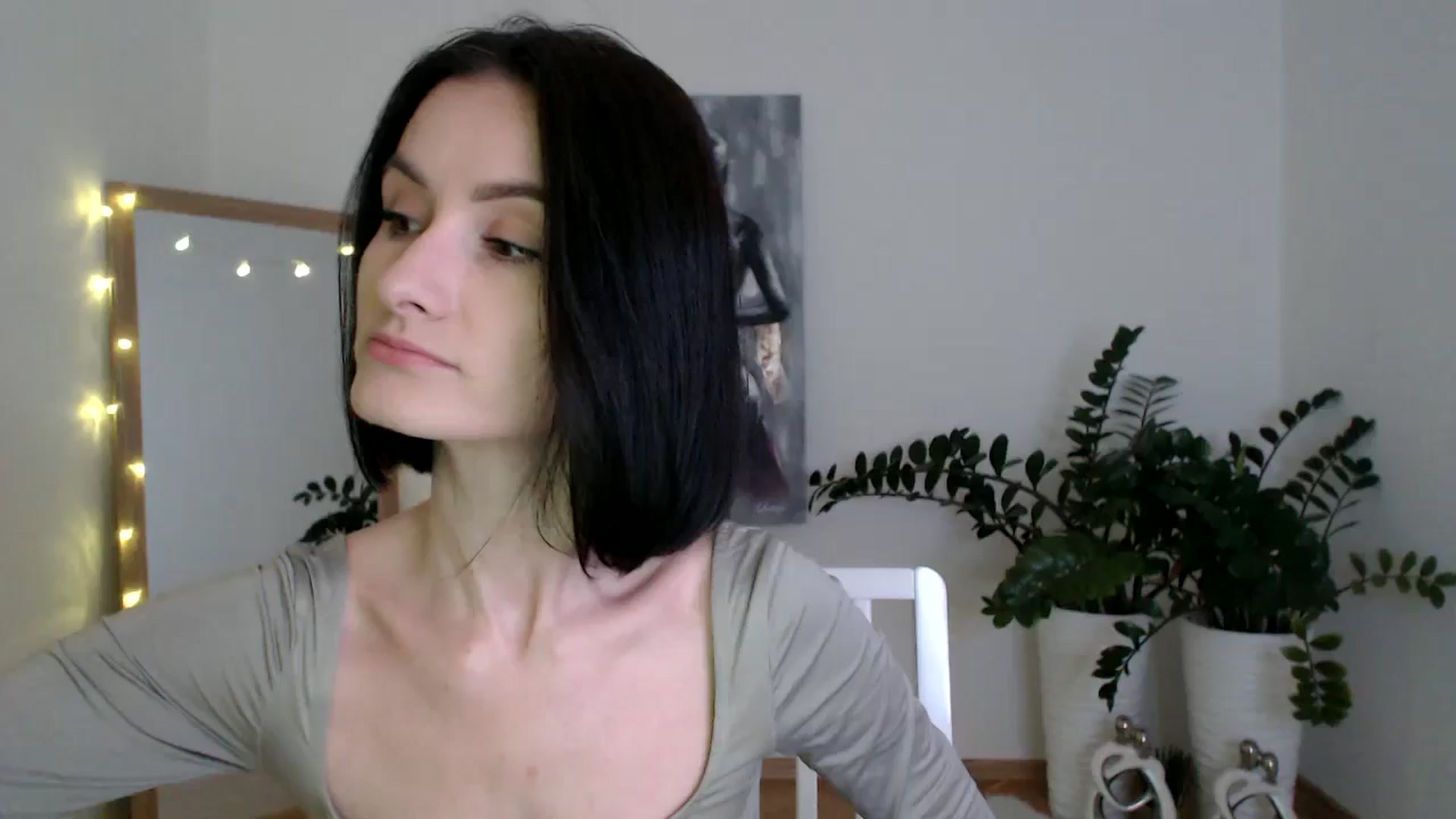 Gallery image thumbnail from the_realpearl's myfreecams stream on, 02/28/2025, 17:53 image 1 of 20