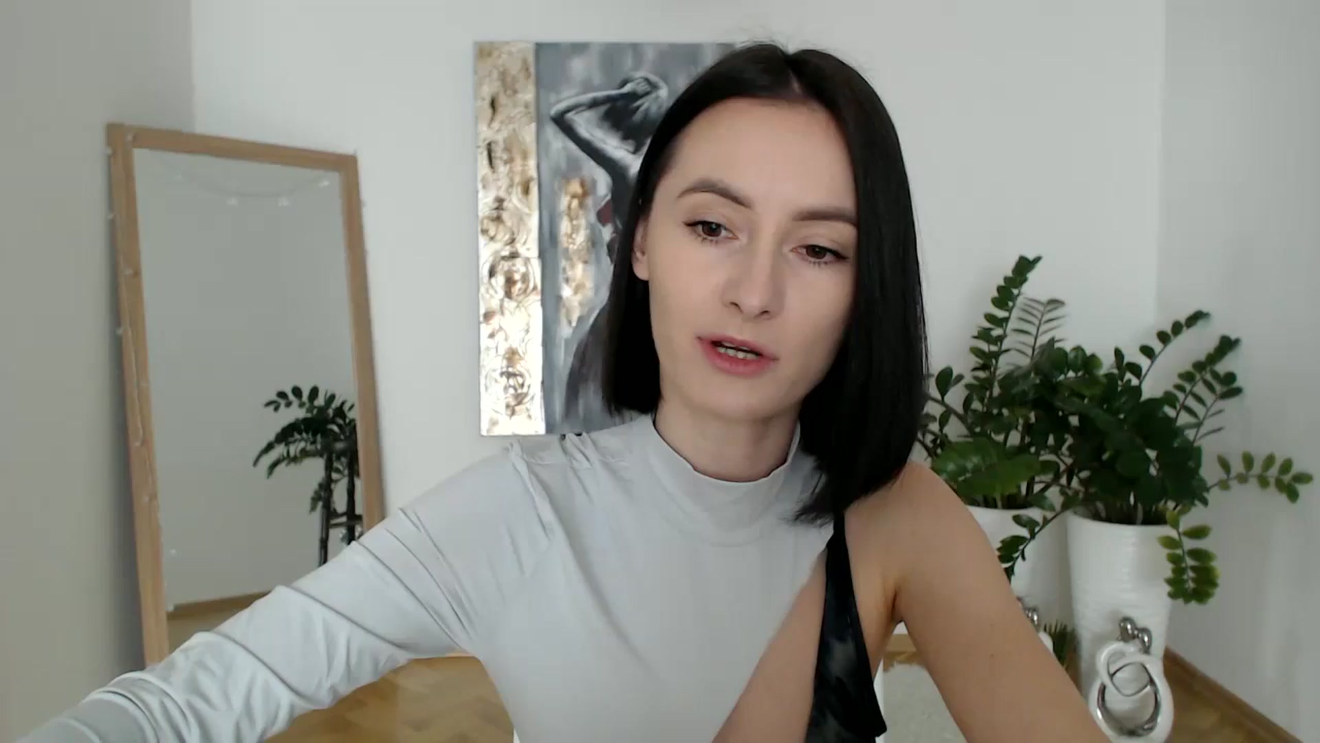 Gallery image thumbnail from the_realpearl's myfreecams stream on, 03/03/2025, 14:29 image 1 of 20