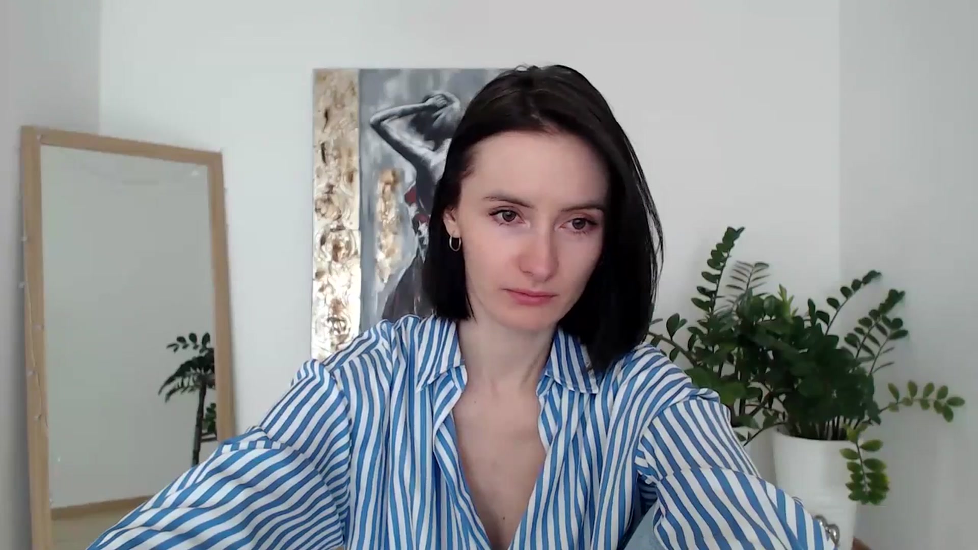 Gallery image thumbnail from the_realpearl's myfreecams stream on, 03/07/2025, 13:21 image 6 of 20