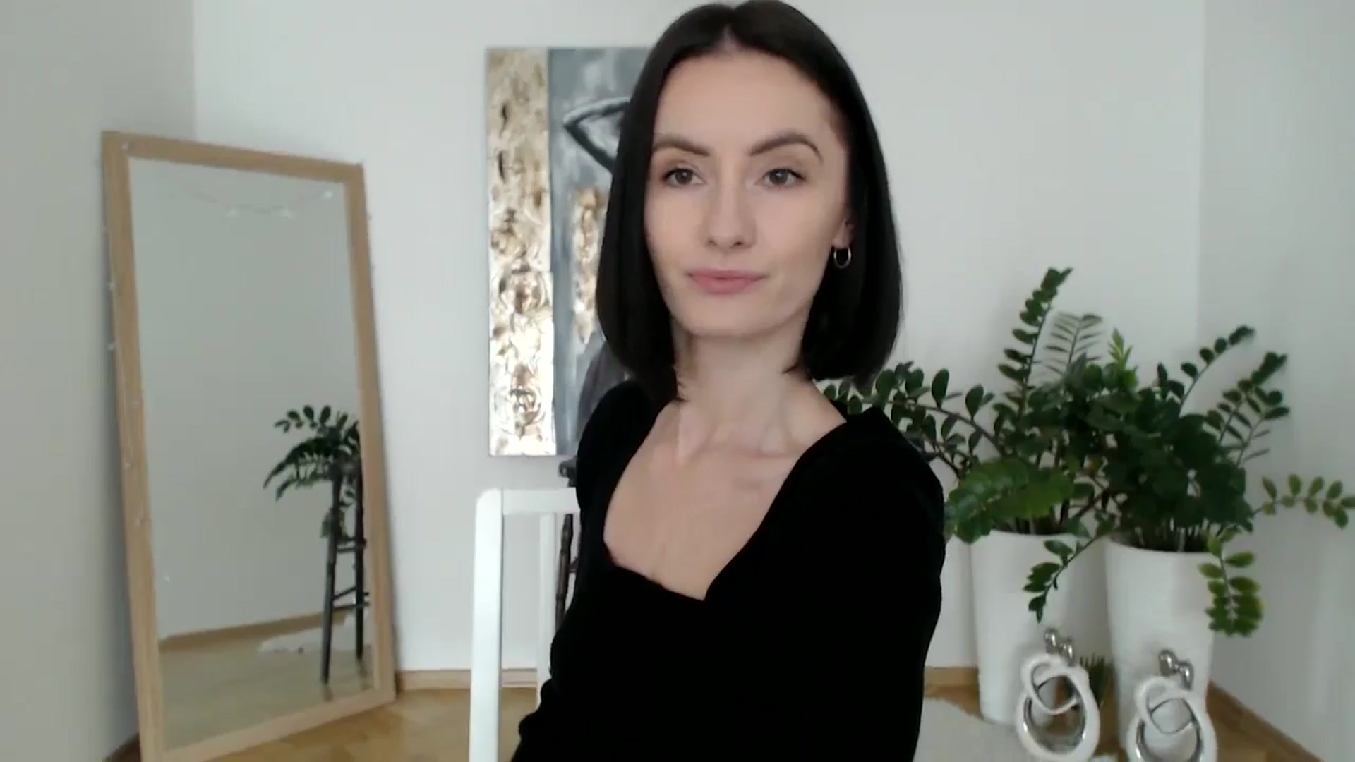 Gallery image thumbnail from the_realpearl's myfreecams stream on, 03/11/2025, 15:07 image 2 of 20