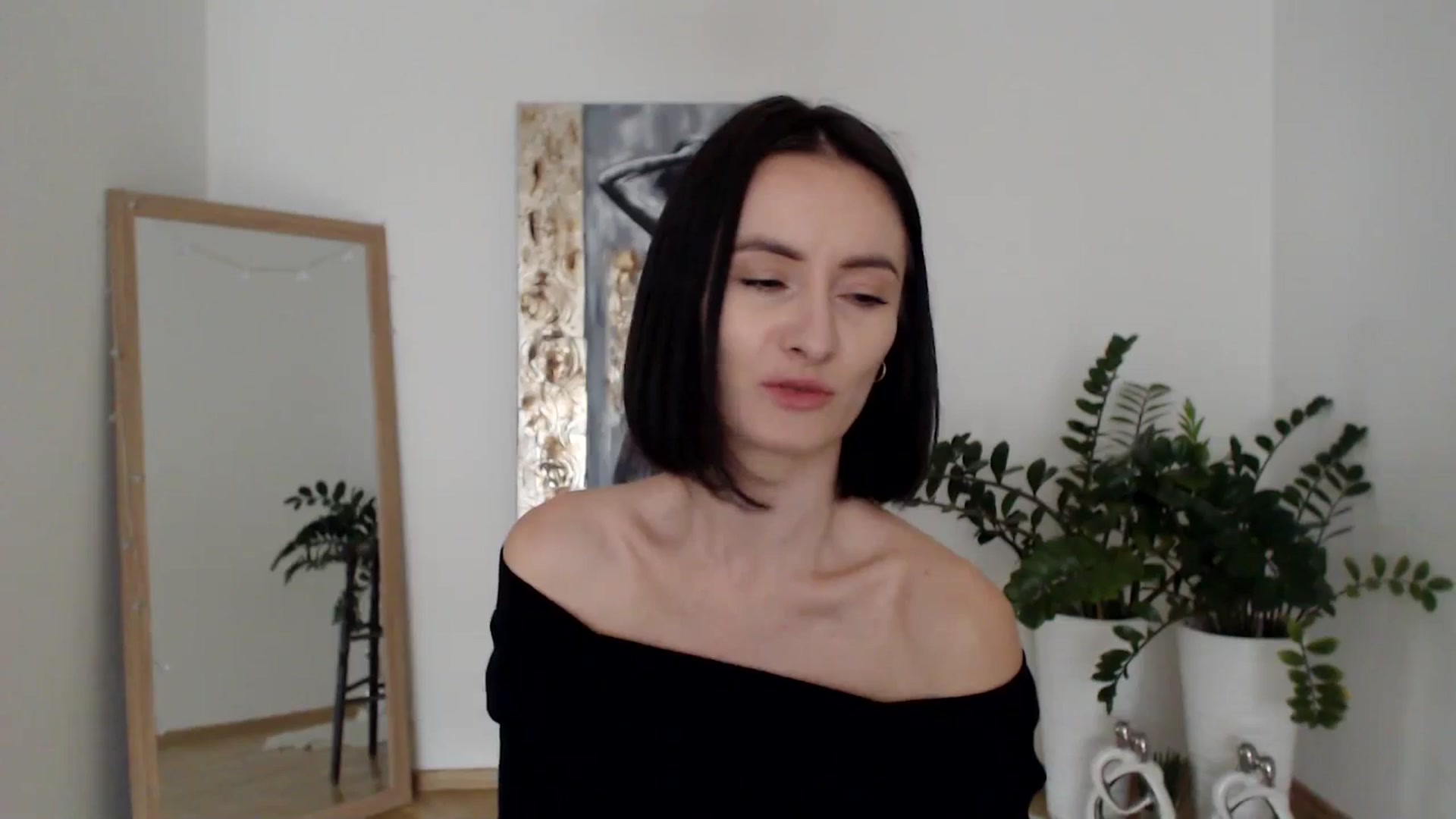 Gallery image thumbnail from the_realpearl's myfreecams stream on, 03/11/2025, 15:58 image 8 of 20