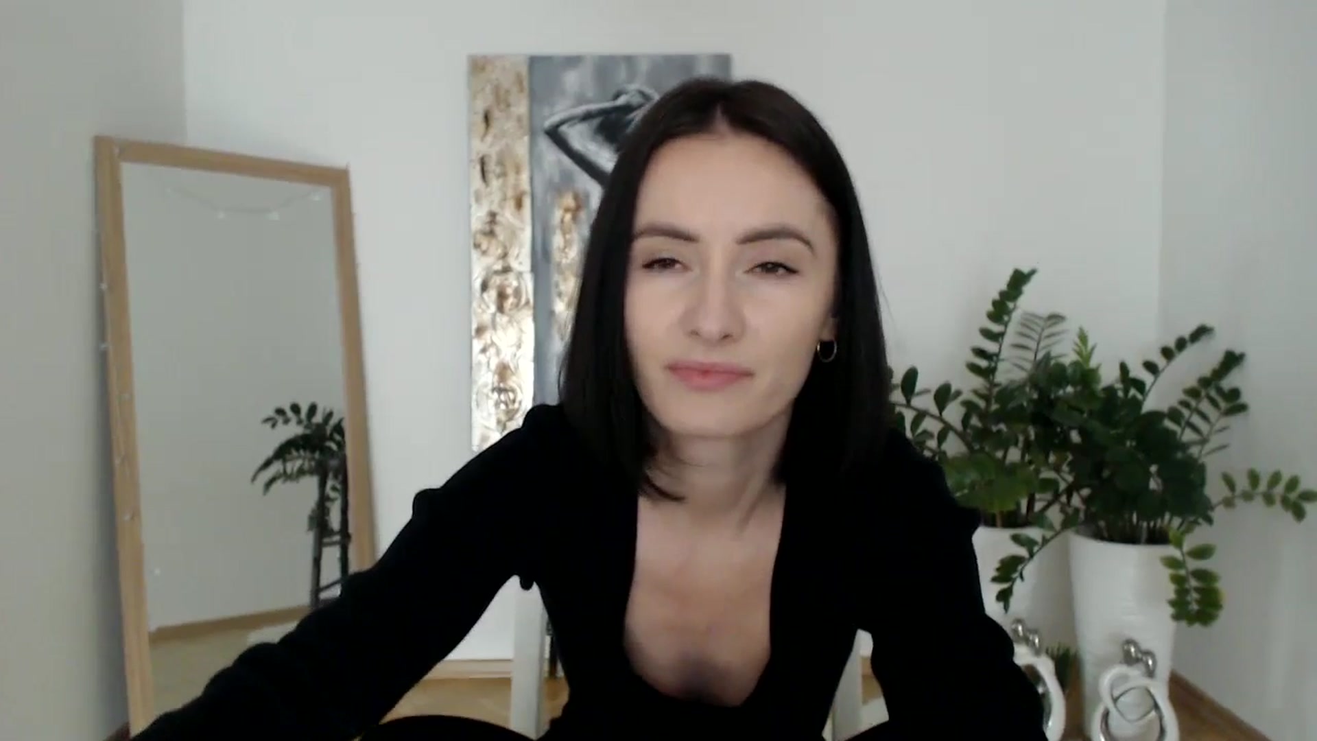 Gallery image thumbnail from the_realpearl's myfreecams stream on, 03/11/2025, 15:58 image 3 of 20