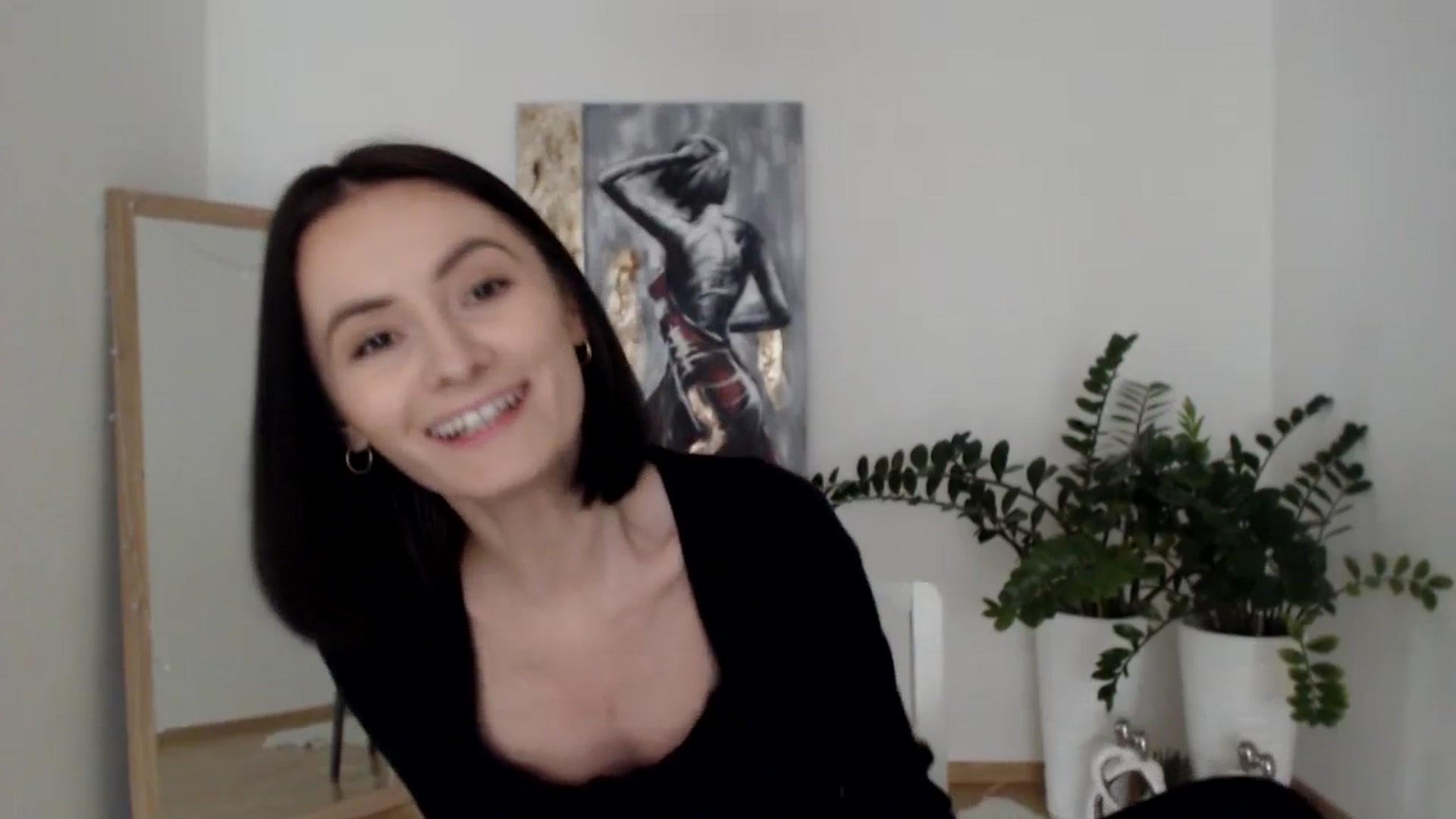 Gallery image thumbnail from the_realpearl's myfreecams stream on, 03/11/2025, 15:58 image 7 of 20