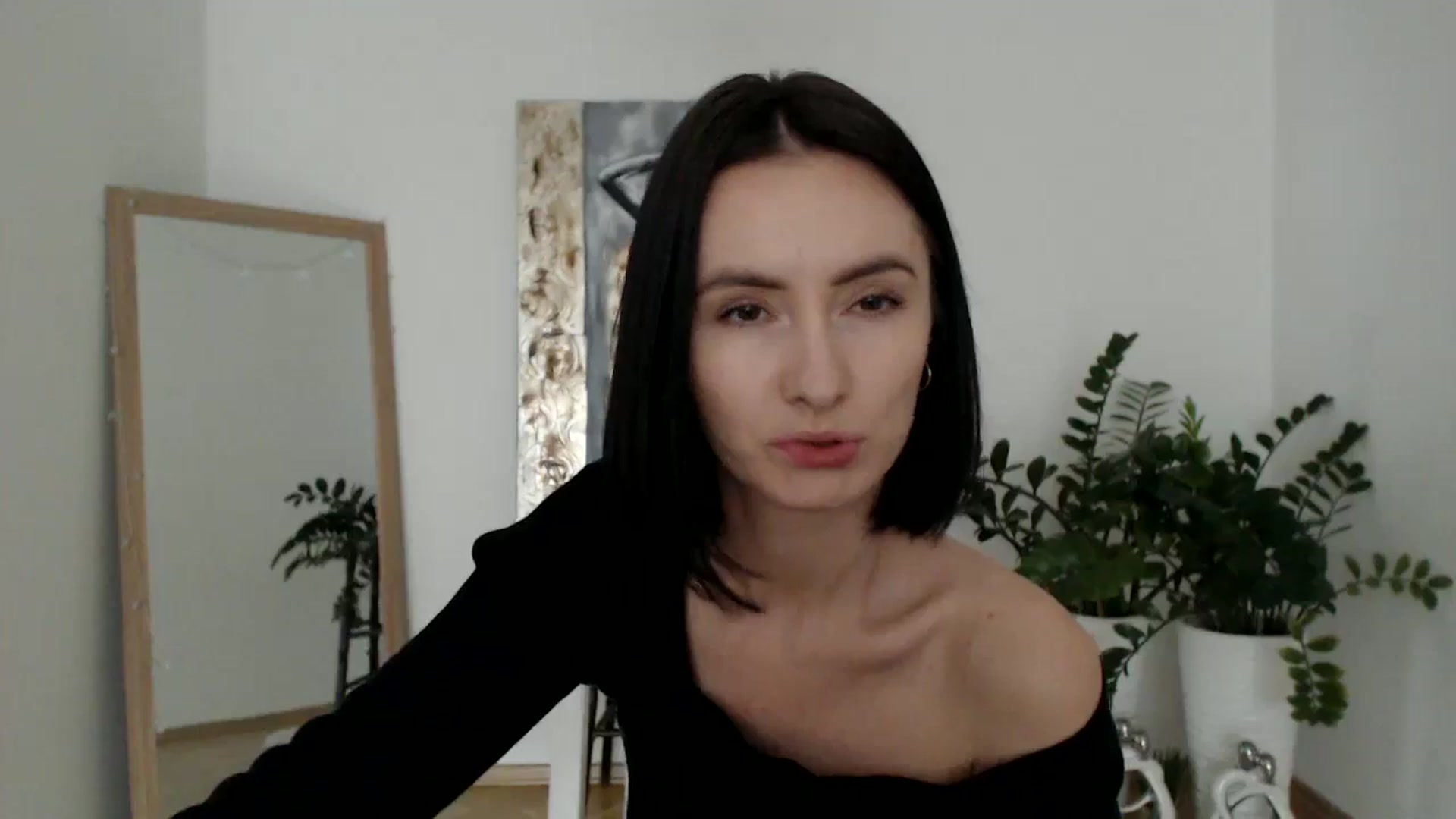 Gallery image thumbnail from the_realpearl's myfreecams stream on, 03/11/2025, 15:58 image 9 of 20
