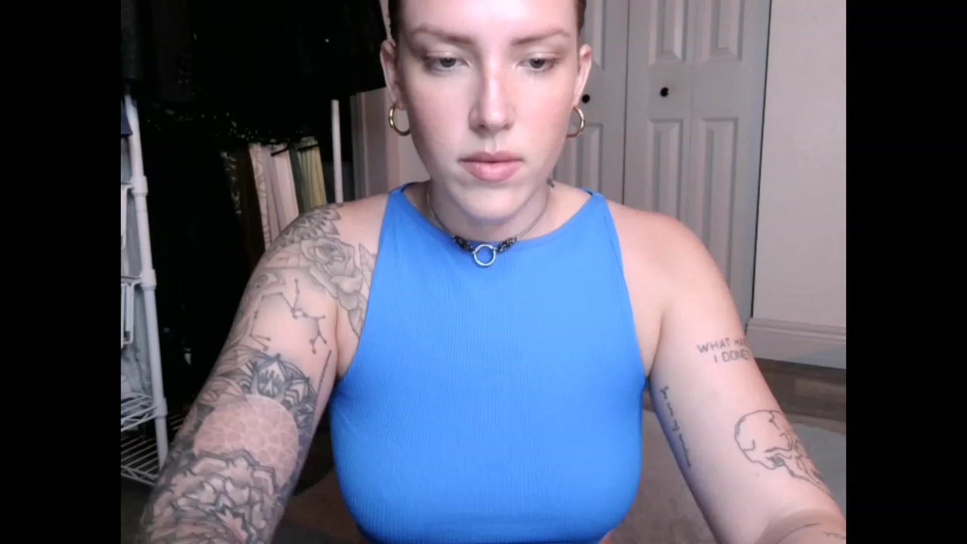 Gallery image thumbnail from the_remedy_'s myfreecams stream on, 11/14/2022, 23:41 image 4 of 20