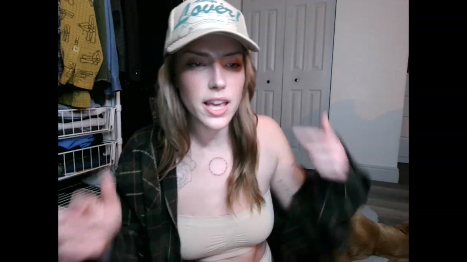 Gallery image thumbnail from the_remedy_'s myfreecams stream on, 12/03/2022, 01:35 image 14 of 20