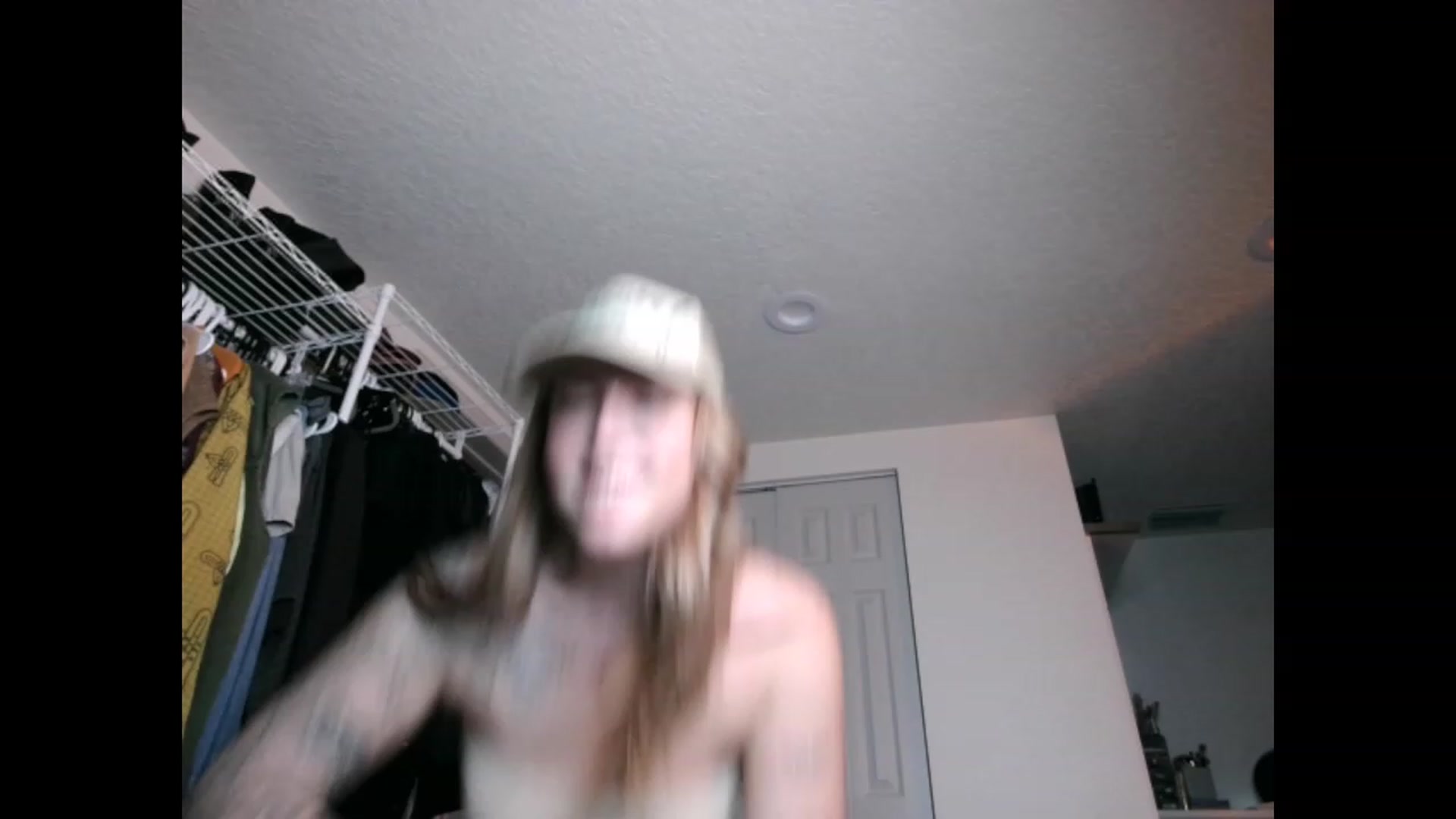 Gallery image thumbnail from the_remedy_'s myfreecams stream on, 12/03/2022, 01:35 image 9 of 20