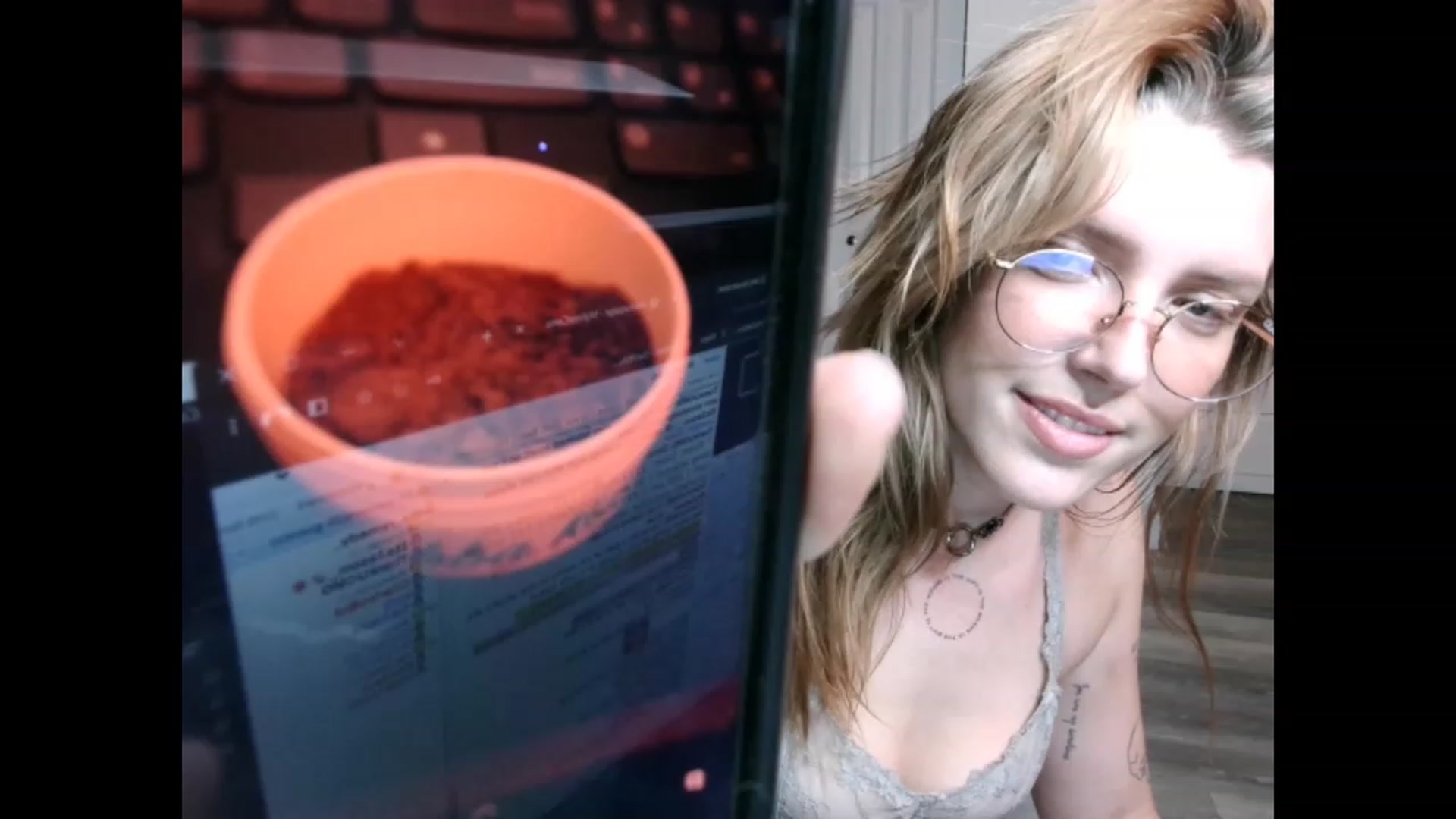 Gallery image thumbnail from the_remedy_'s myfreecams stream on, 12/10/2022, 24:47 image 19 of 20