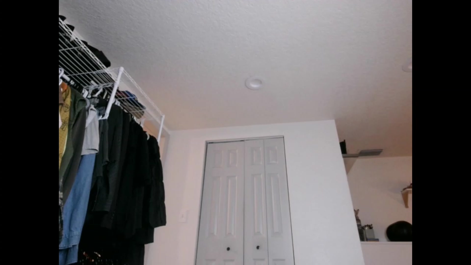 Gallery image thumbnail from the_remedy_'s myfreecams stream on, 12/17/2022, 24:50 image 4 of 20