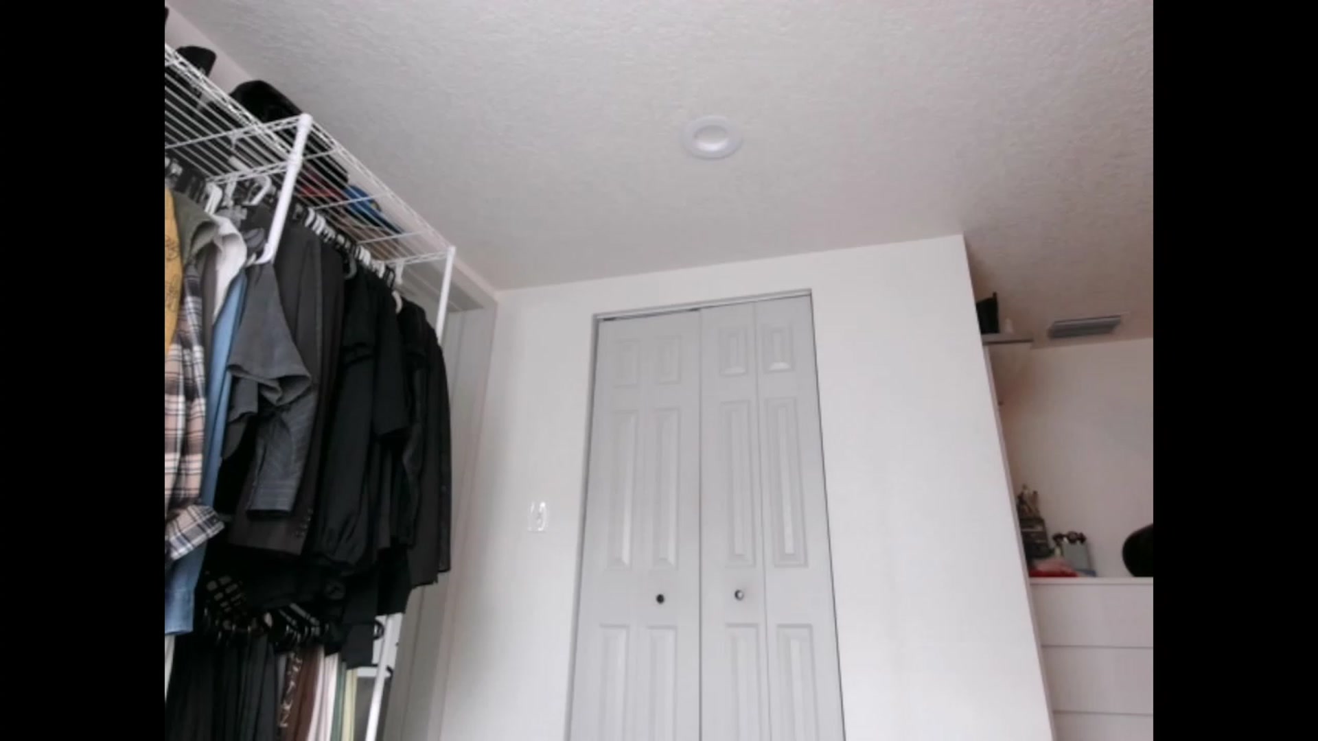 Gallery image thumbnail from the_remedy_'s myfreecams stream on, 12/24/2022, 18:46 image 5 of 20