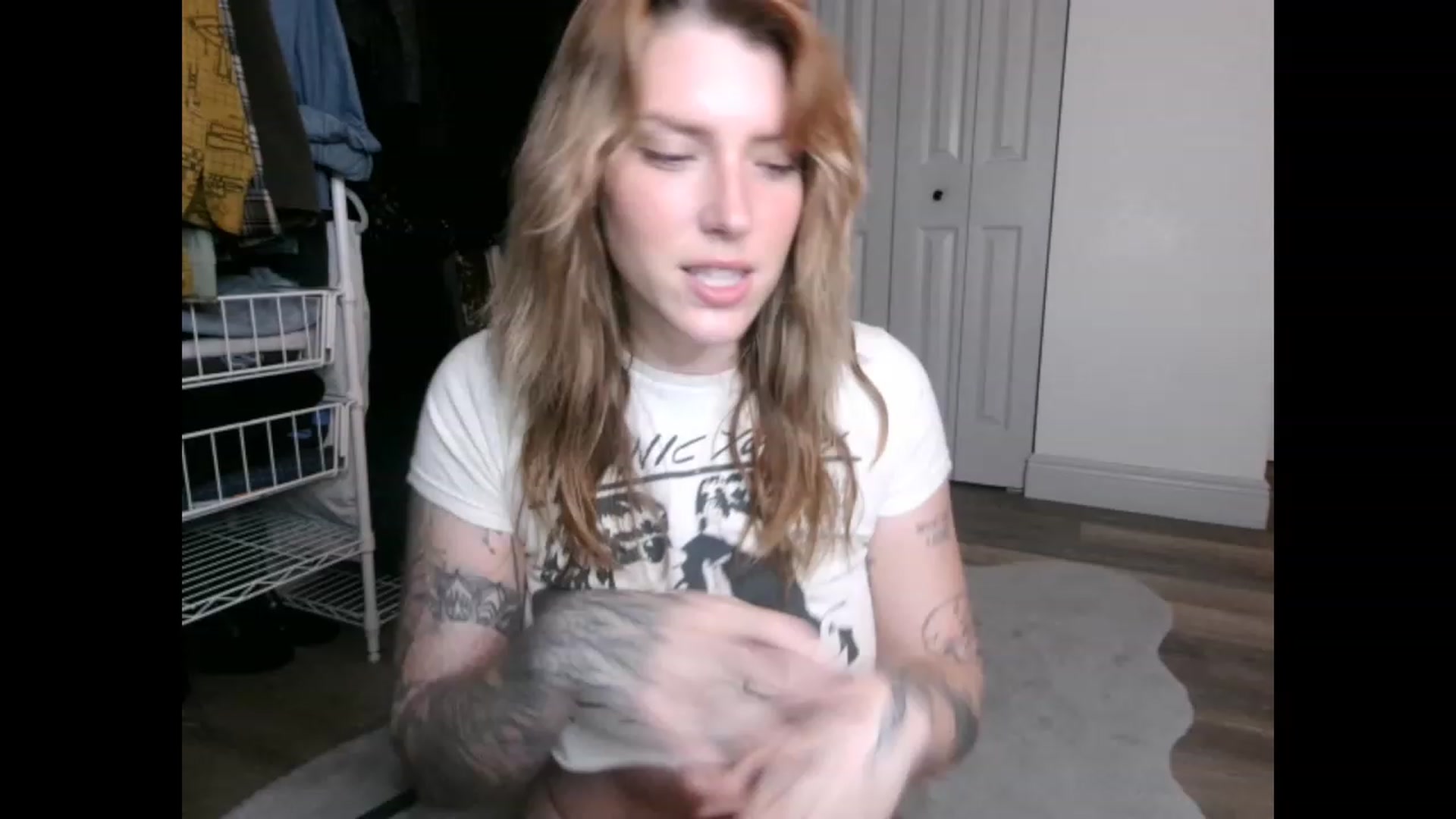 Gallery image thumbnail from the_remedy_'s myfreecams stream on, 01/04/2023, 24:55 image 16 of 20