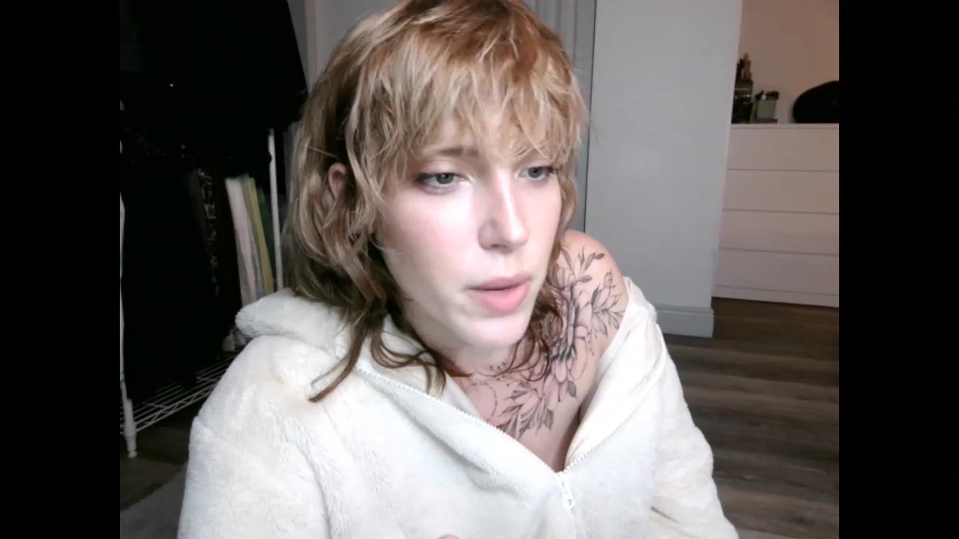 Gallery image thumbnail from the_remedy_'s myfreecams stream on, 01/08/2023, 02:47 image 17 of 20