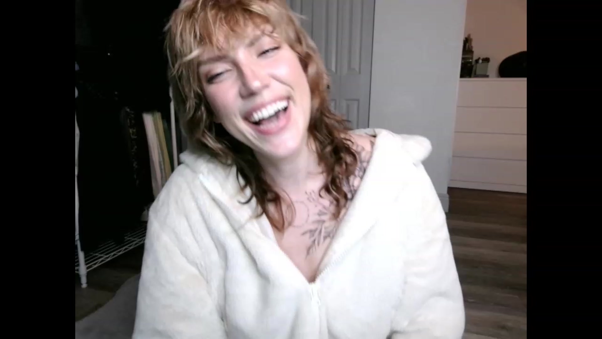 Gallery image thumbnail from the_remedy_'s myfreecams stream on, 01/08/2023, 02:47 image 20 of 20