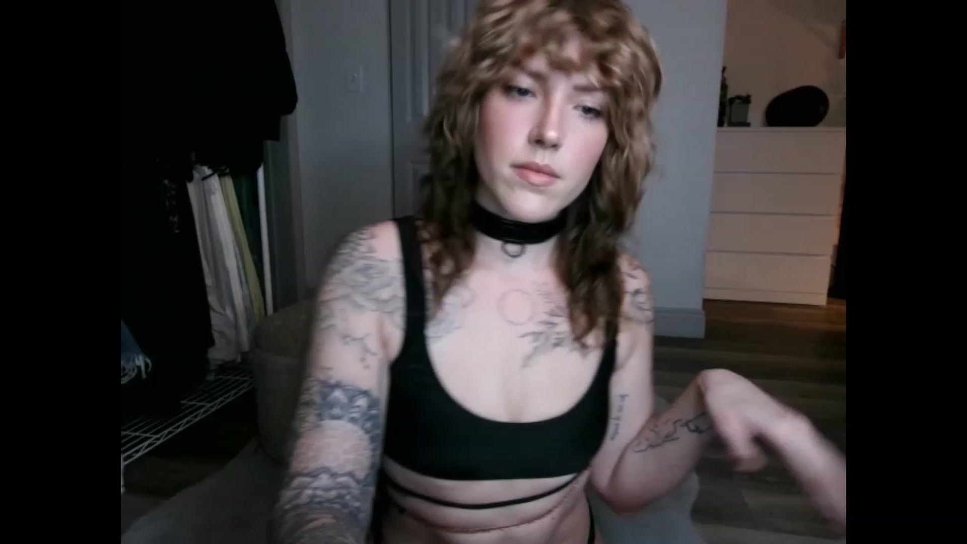 Gallery image thumbnail from the_remedy_'s myfreecams stream on, 01/17/2023, 02:15 image 1 of 20